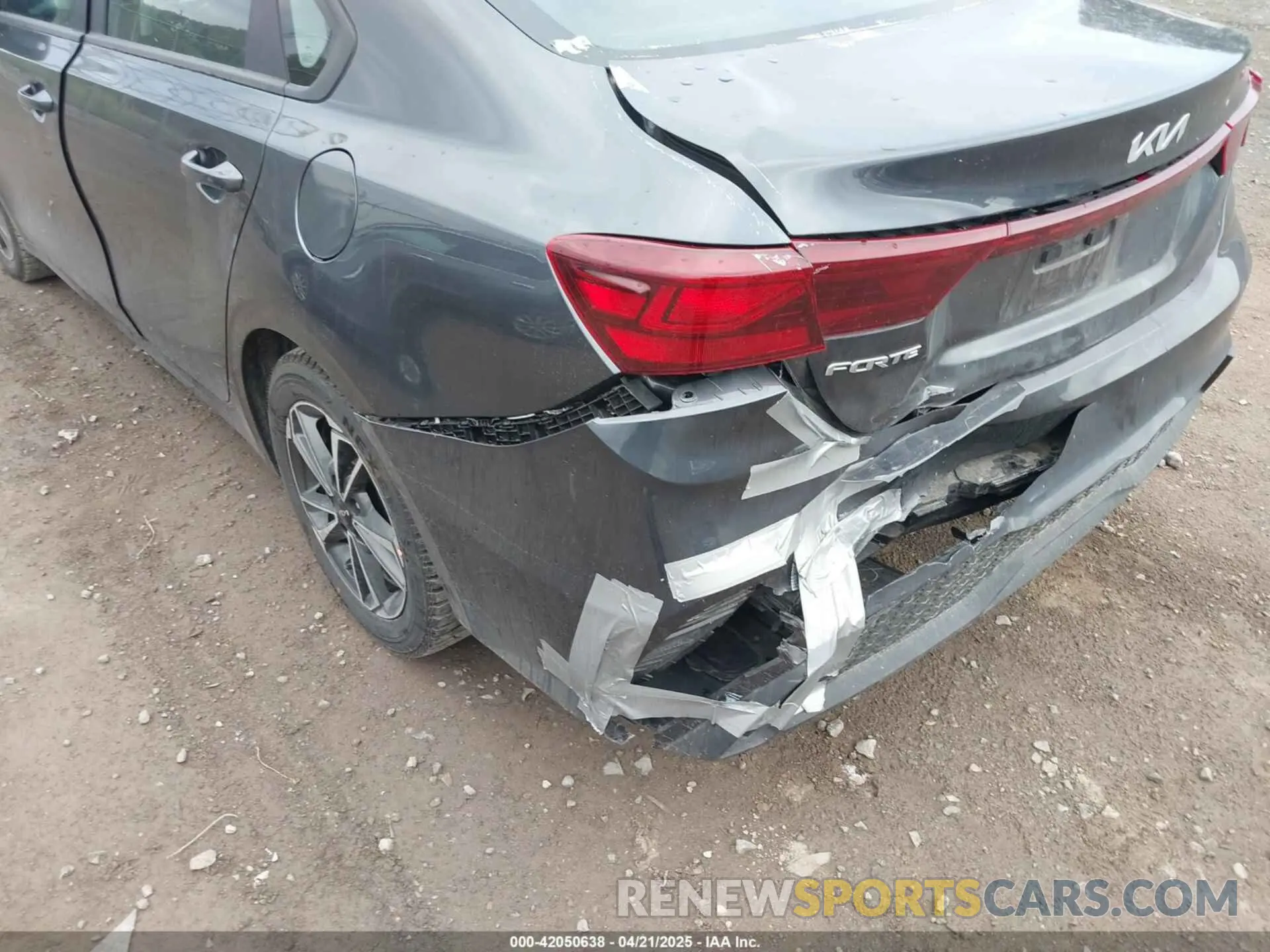 6 Photograph of a damaged car 3KPF24AD2RE834627 KIA FORTE 2024