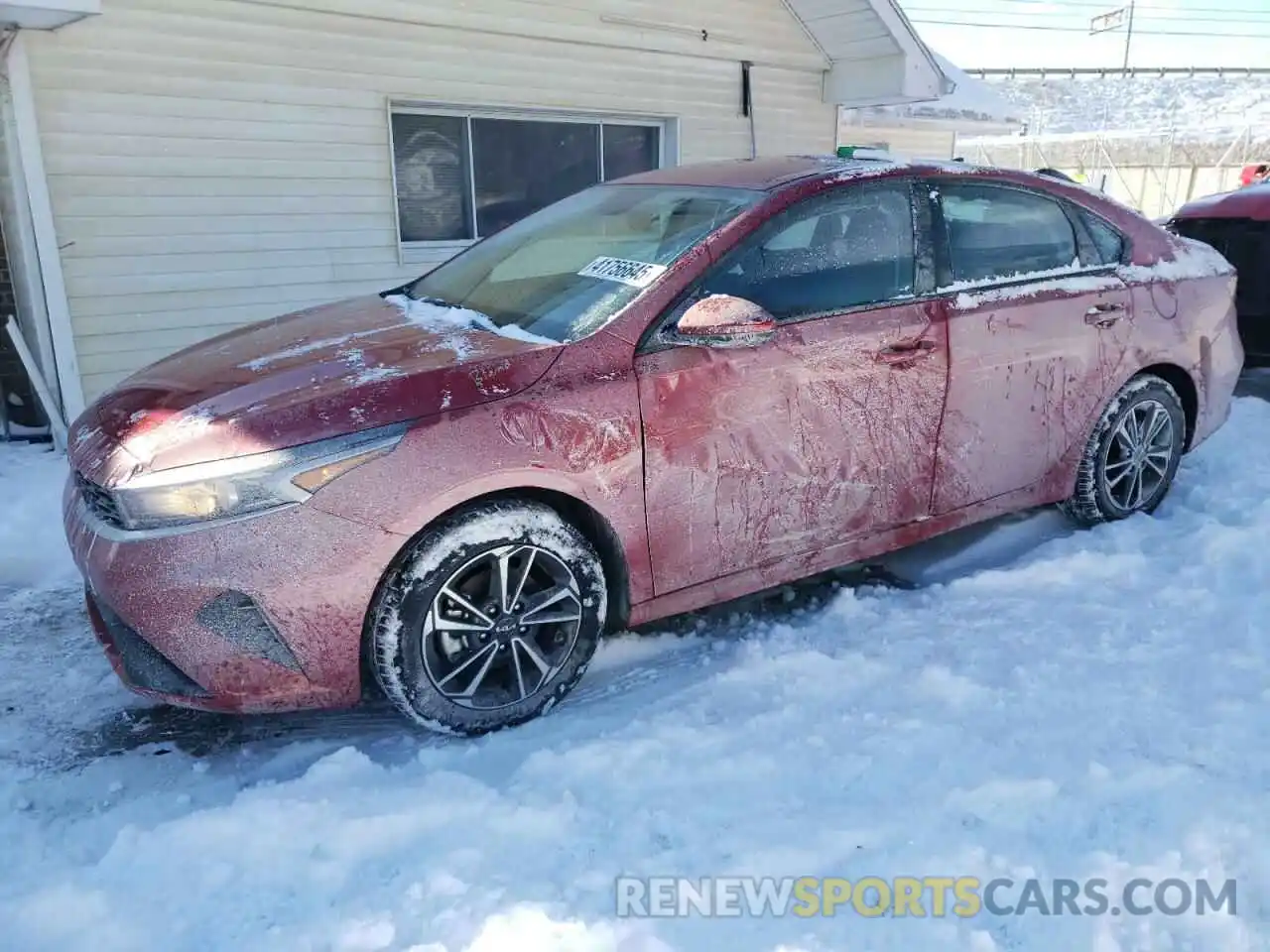 1 Photograph of a damaged car 3KPF24AD2RE835826 KIA FORTE 2024