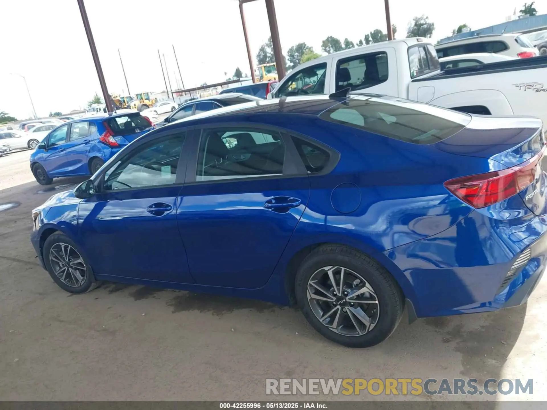 14 Photograph of a damaged car 3KPF24AD2RE837396 KIA FORTE 2024