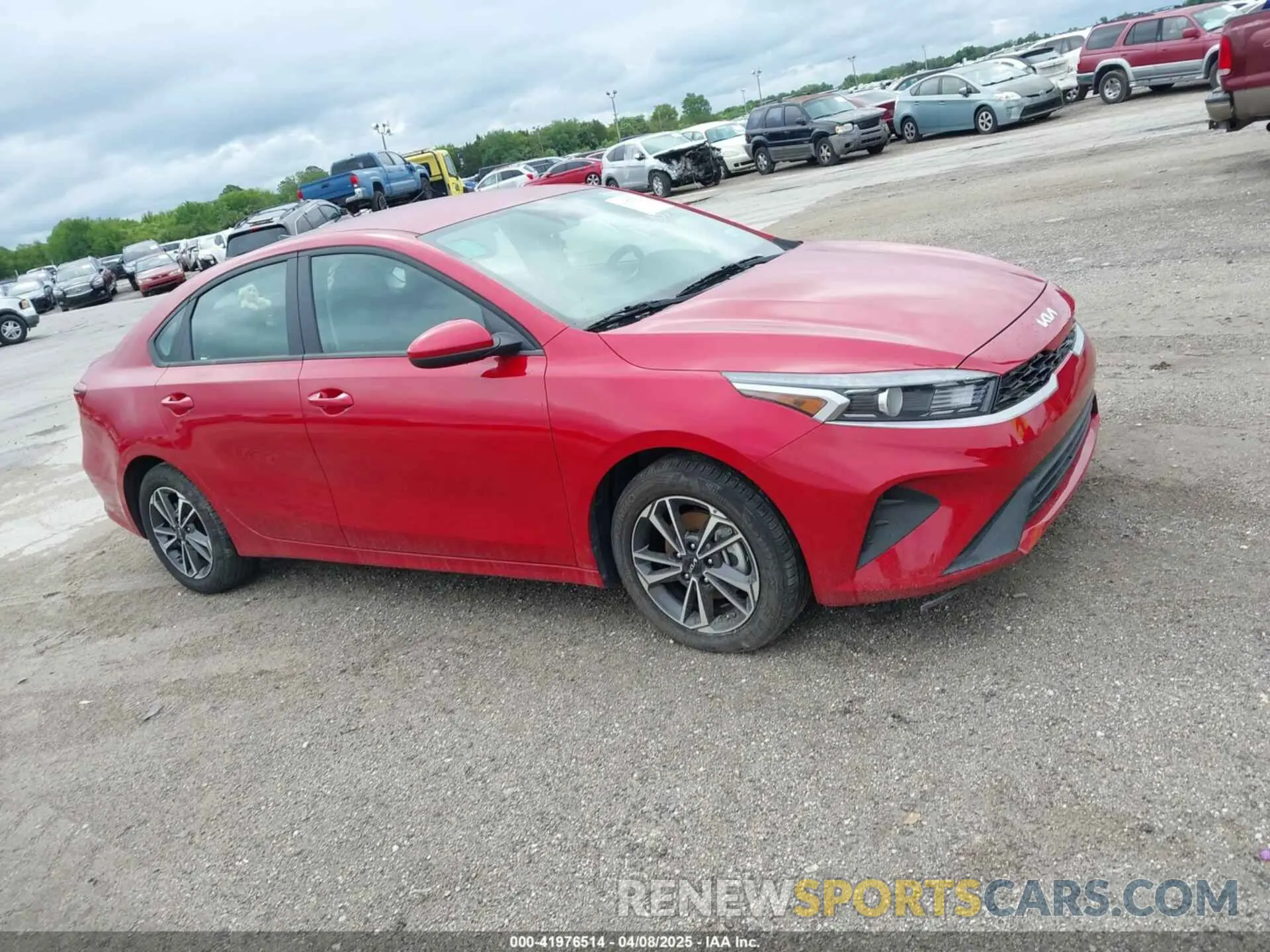 13 Photograph of a damaged car 3KPF24AD3RE716800 KIA FORTE 2024