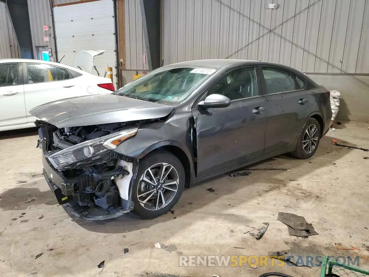 1 Photograph of a damaged car 3KPF24AD3RE733497 KIA FORTE 2024
