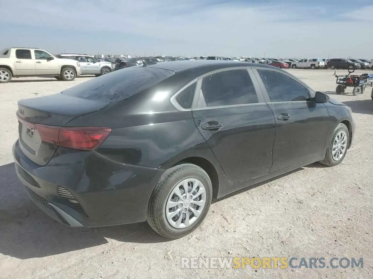 3 Photograph of a damaged car 3KPF24AD3RE751787 KIA FORTE 2024
