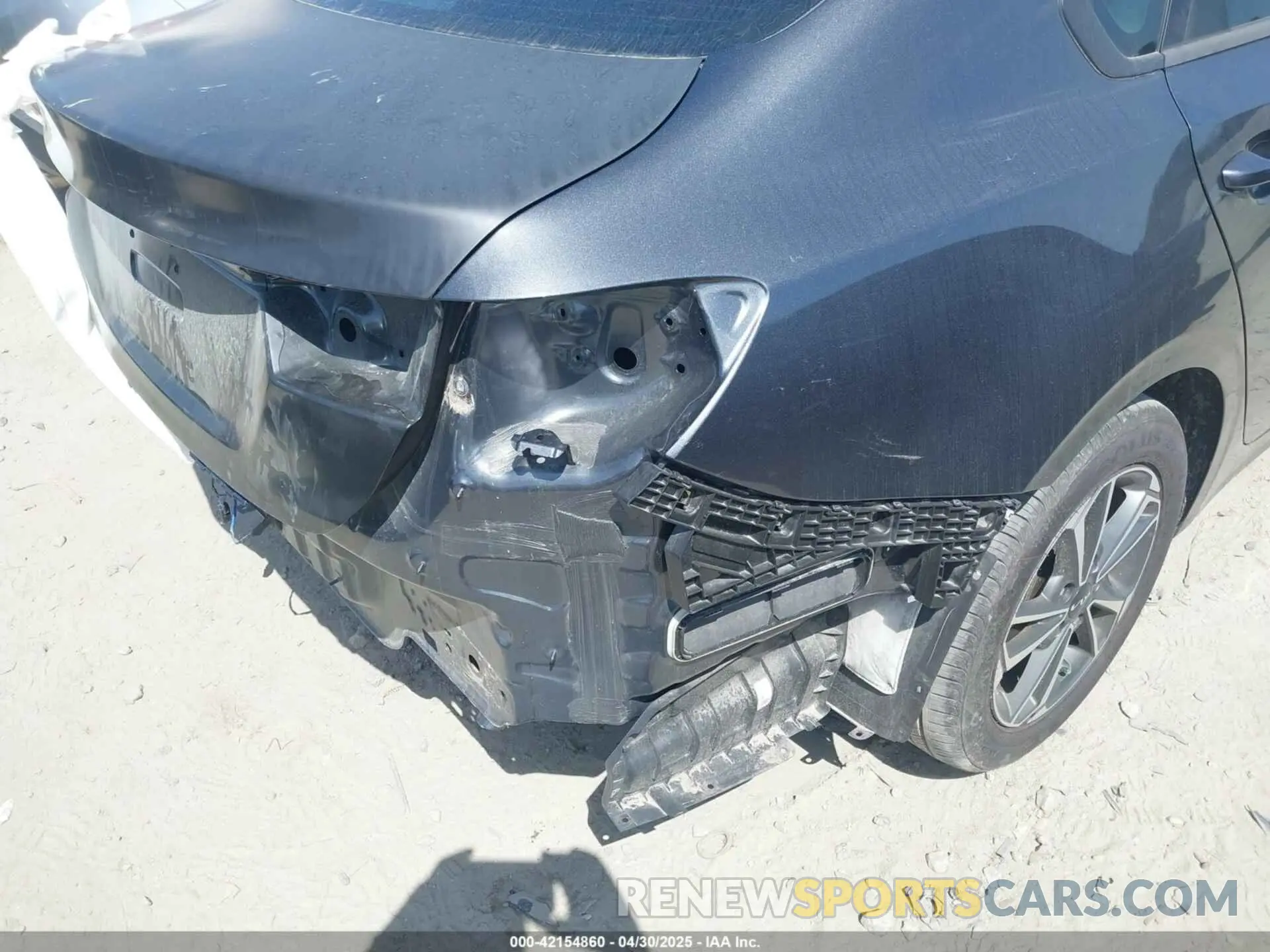 18 Photograph of a damaged car 3KPF24AD3RE757105 KIA FORTE 2024