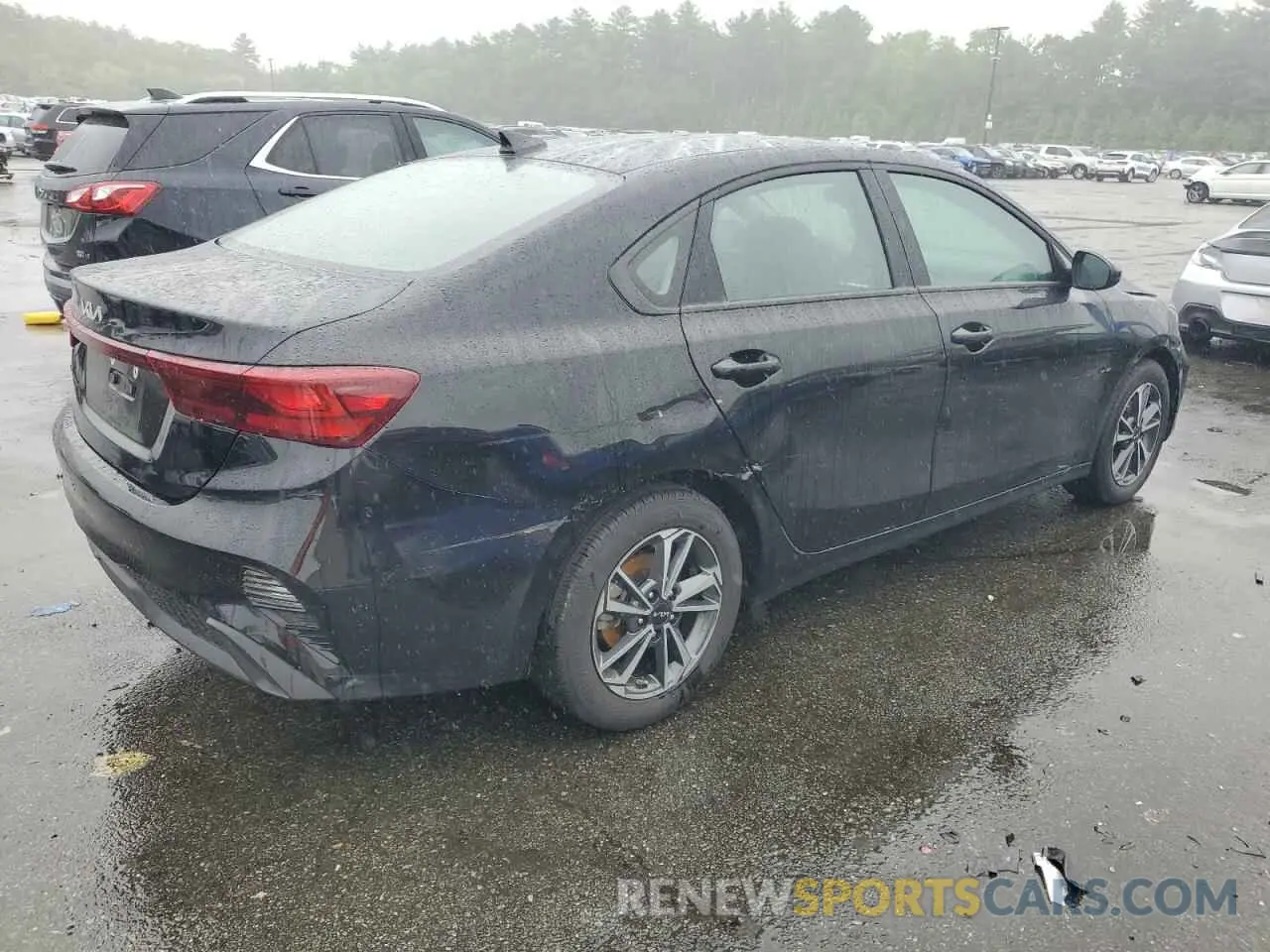3 Photograph of a damaged car 3KPF24AD3RE763258 KIA FORTE 2024