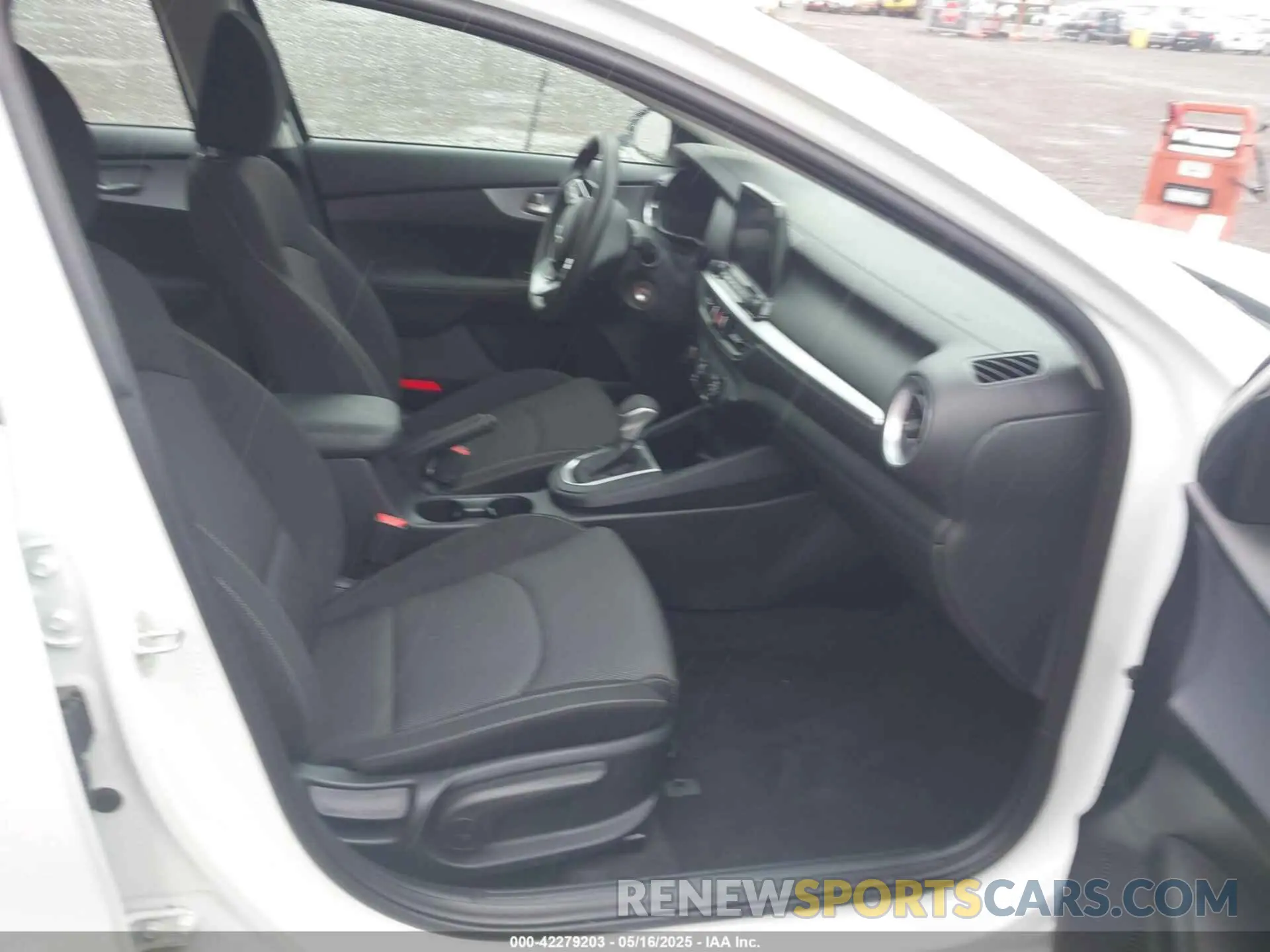 5 Photograph of a damaged car 3KPF24AD3RE771831 KIA FORTE 2024