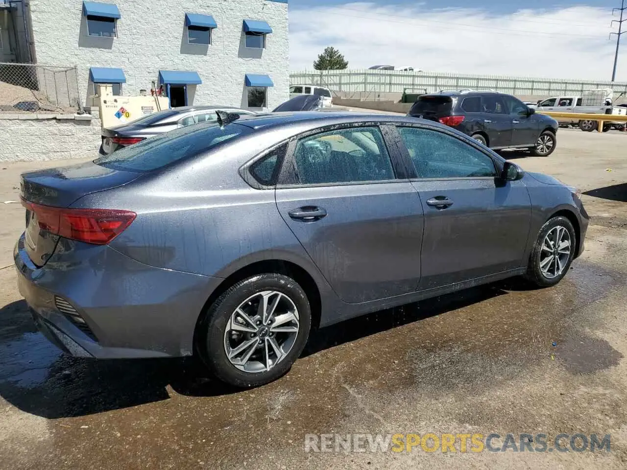 3 Photograph of a damaged car 3KPF24AD3RE784899 KIA FORTE 2024