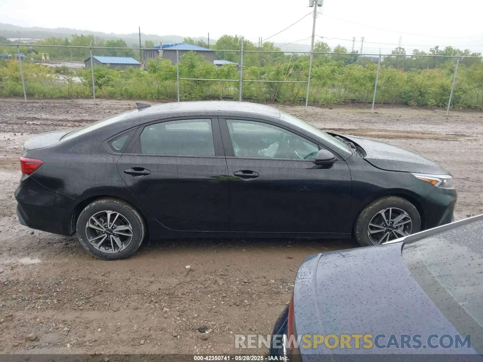 13 Photograph of a damaged car 3KPF24AD3RE804925 KIA FORTE 2024