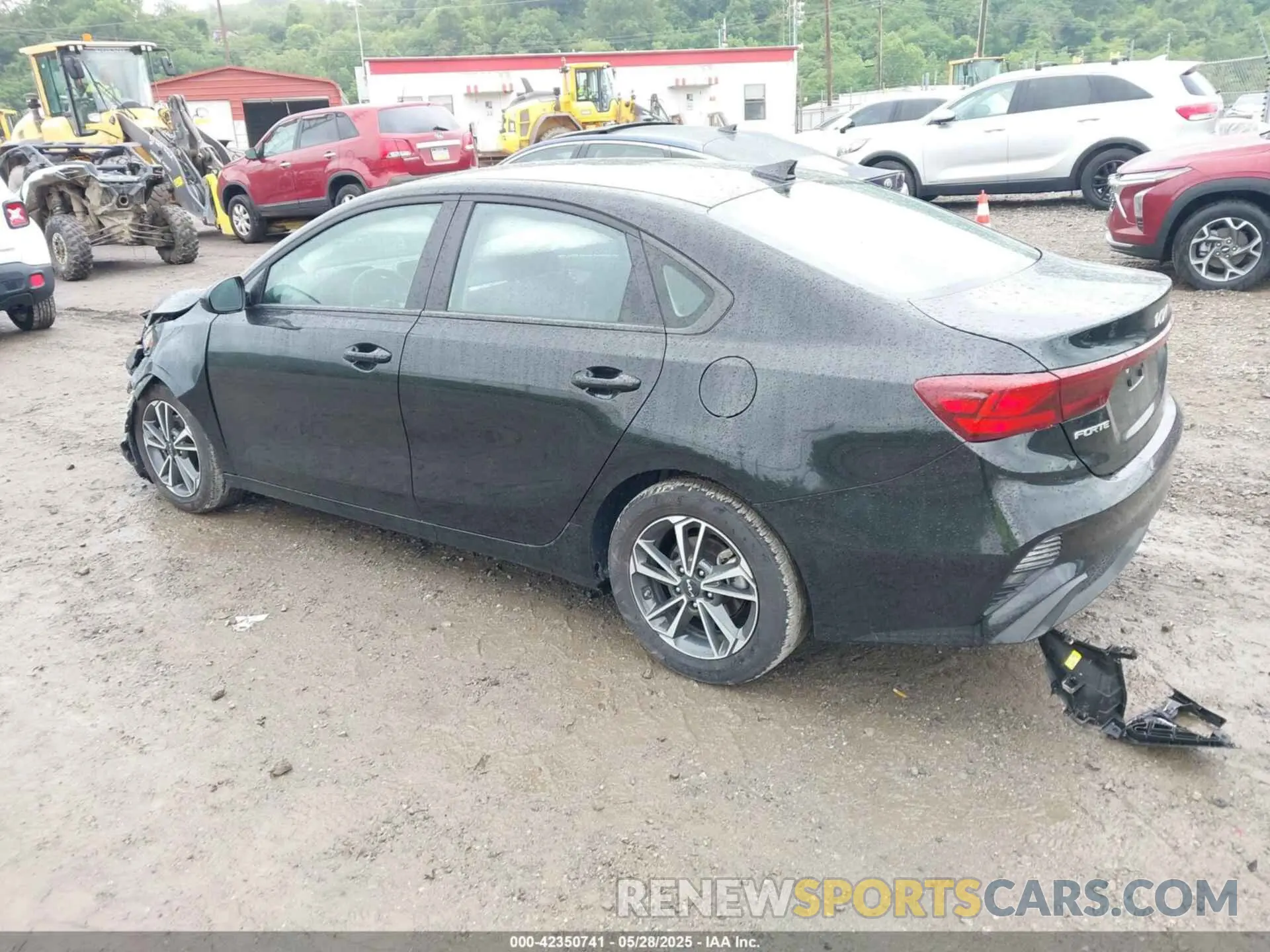 3 Photograph of a damaged car 3KPF24AD3RE804925 KIA FORTE 2024