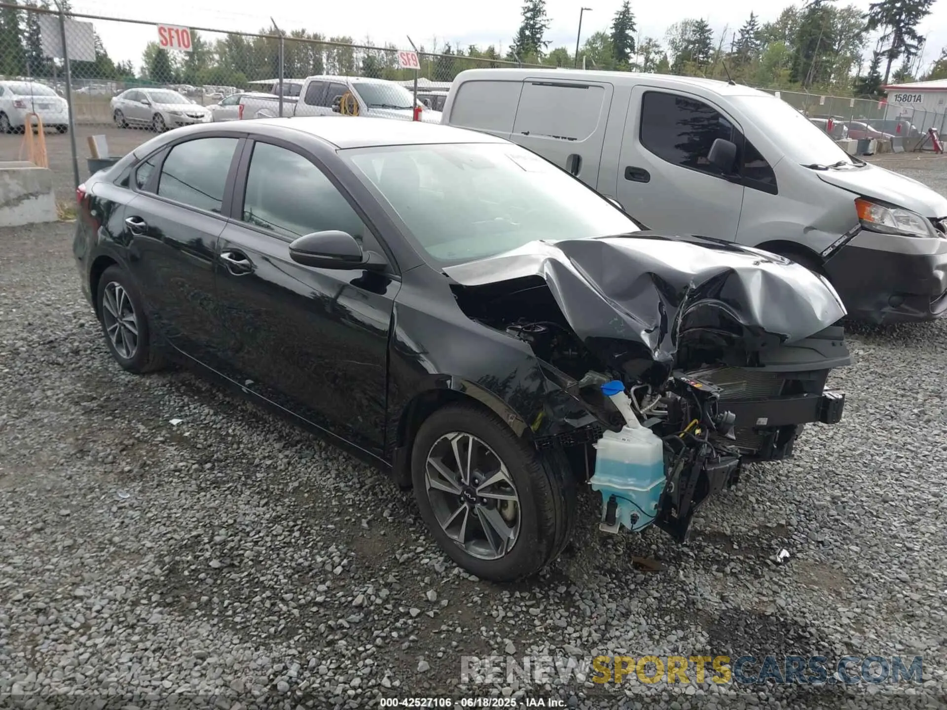 1 Photograph of a damaged car 3KPF24AD3RE810983 KIA FORTE 2024