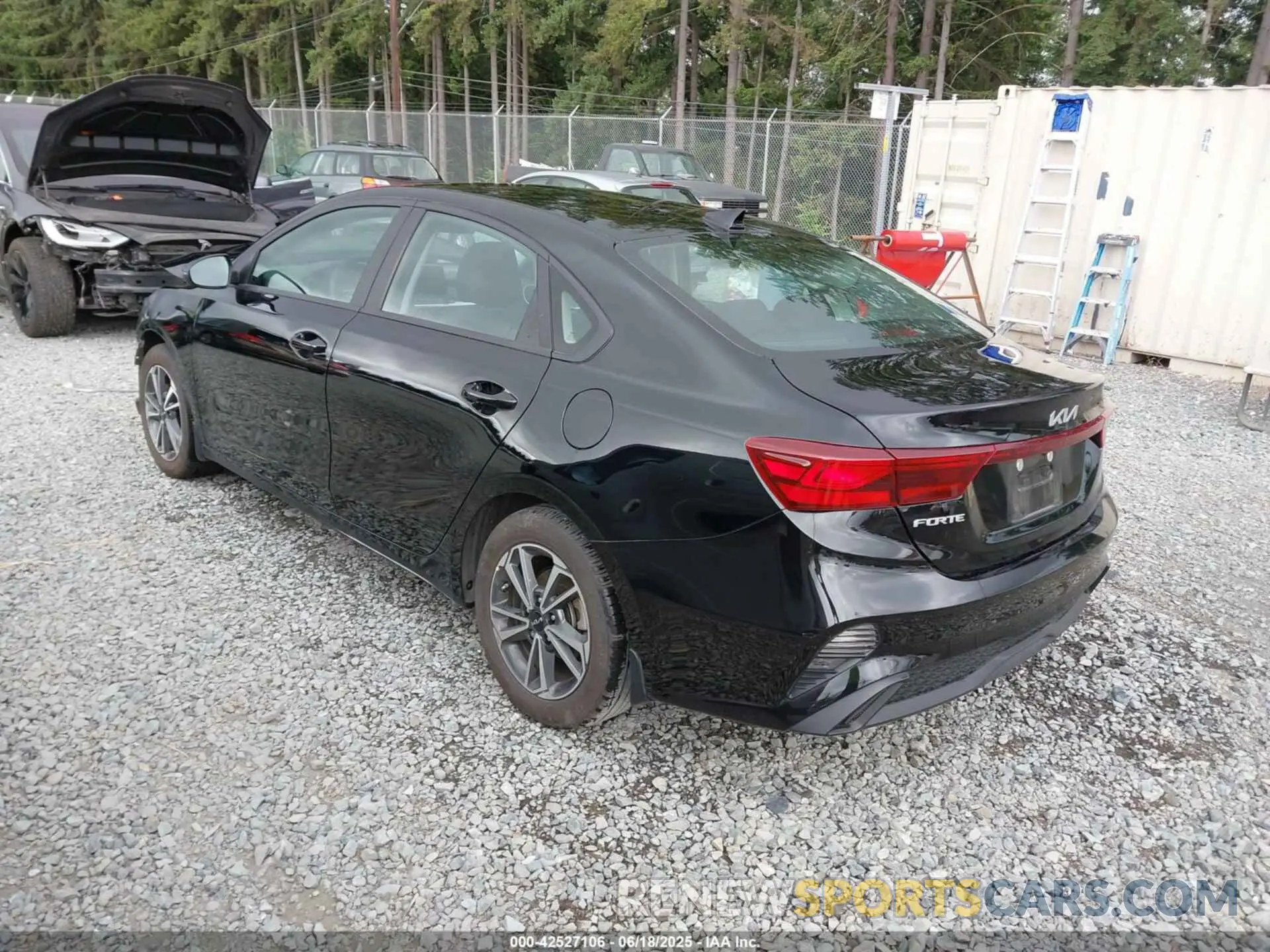3 Photograph of a damaged car 3KPF24AD3RE810983 KIA FORTE 2024