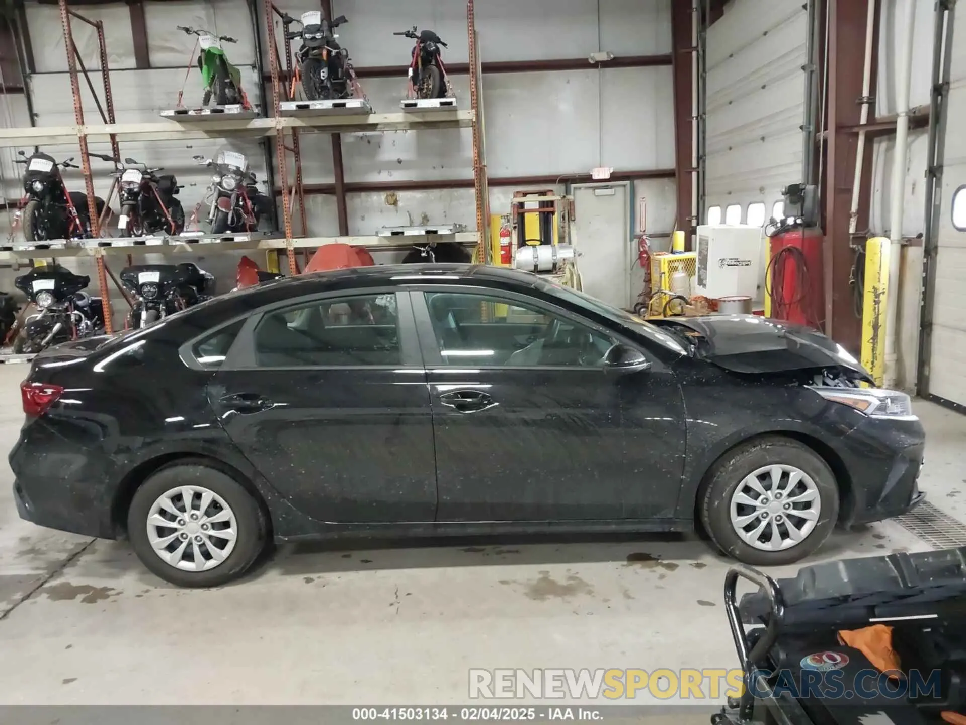 13 Photograph of a damaged car 3KPF24AD3RE812233 KIA FORTE 2024