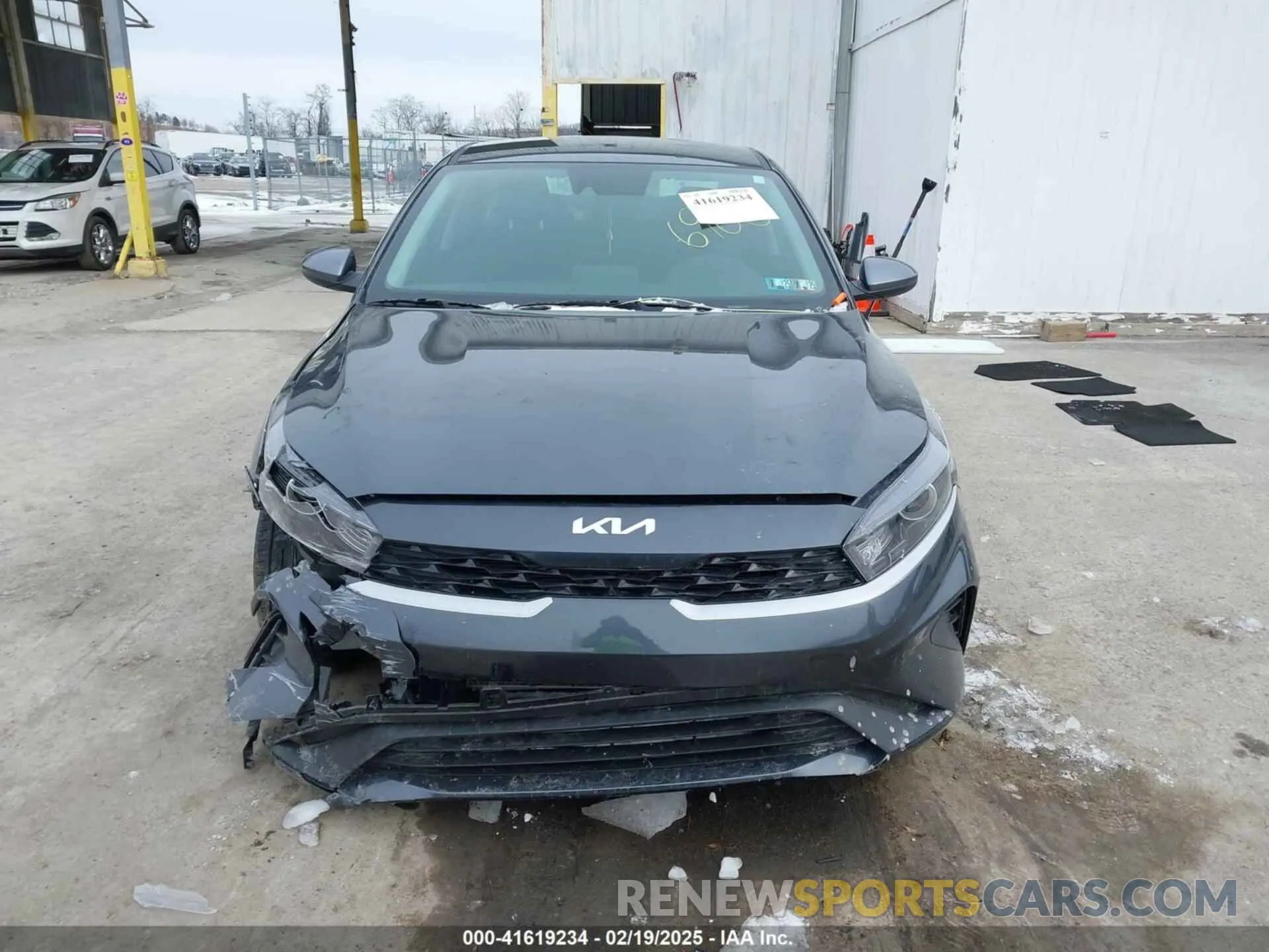 12 Photograph of a damaged car 3KPF24AD3RE816900 KIA FORTE 2024