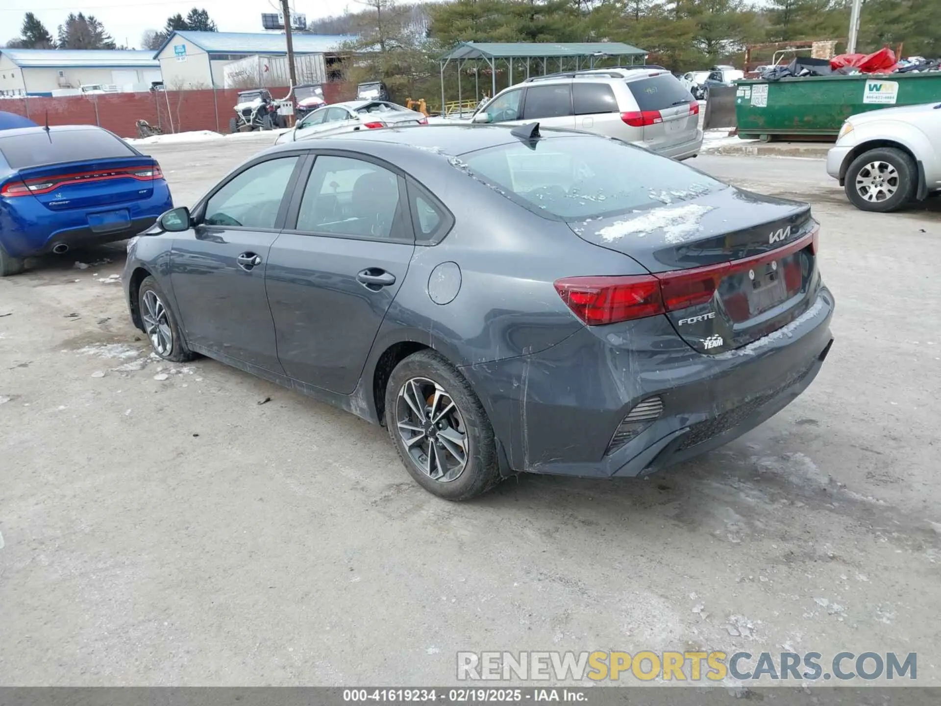 3 Photograph of a damaged car 3KPF24AD3RE816900 KIA FORTE 2024