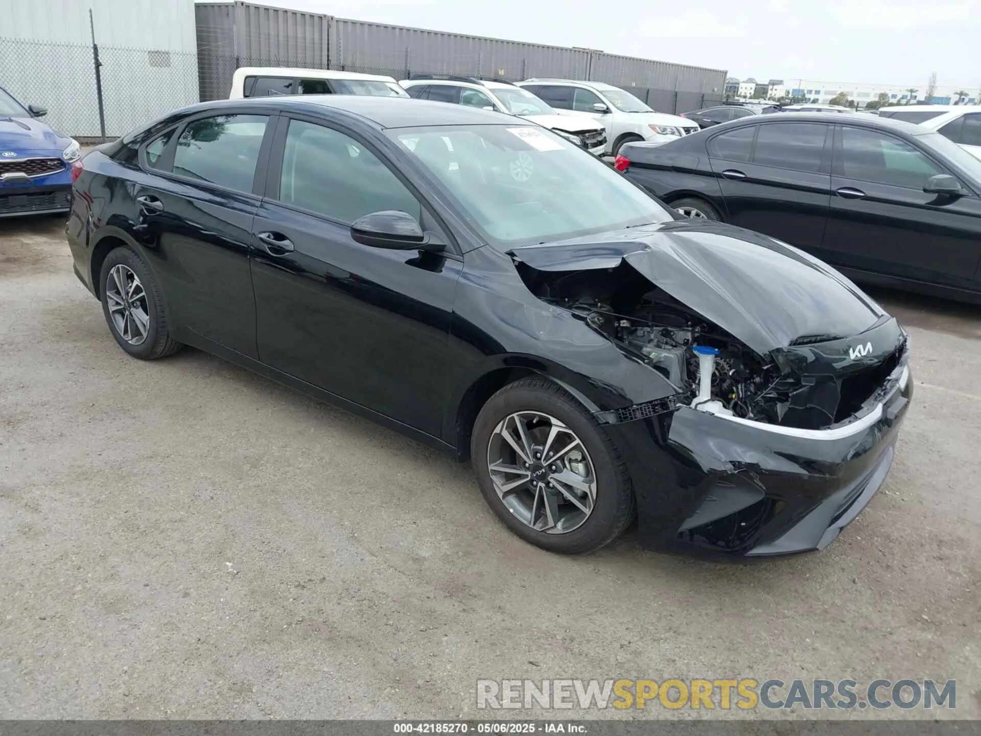 1 Photograph of a damaged car 3KPF24AD3RE817366 KIA FORTE 2024
