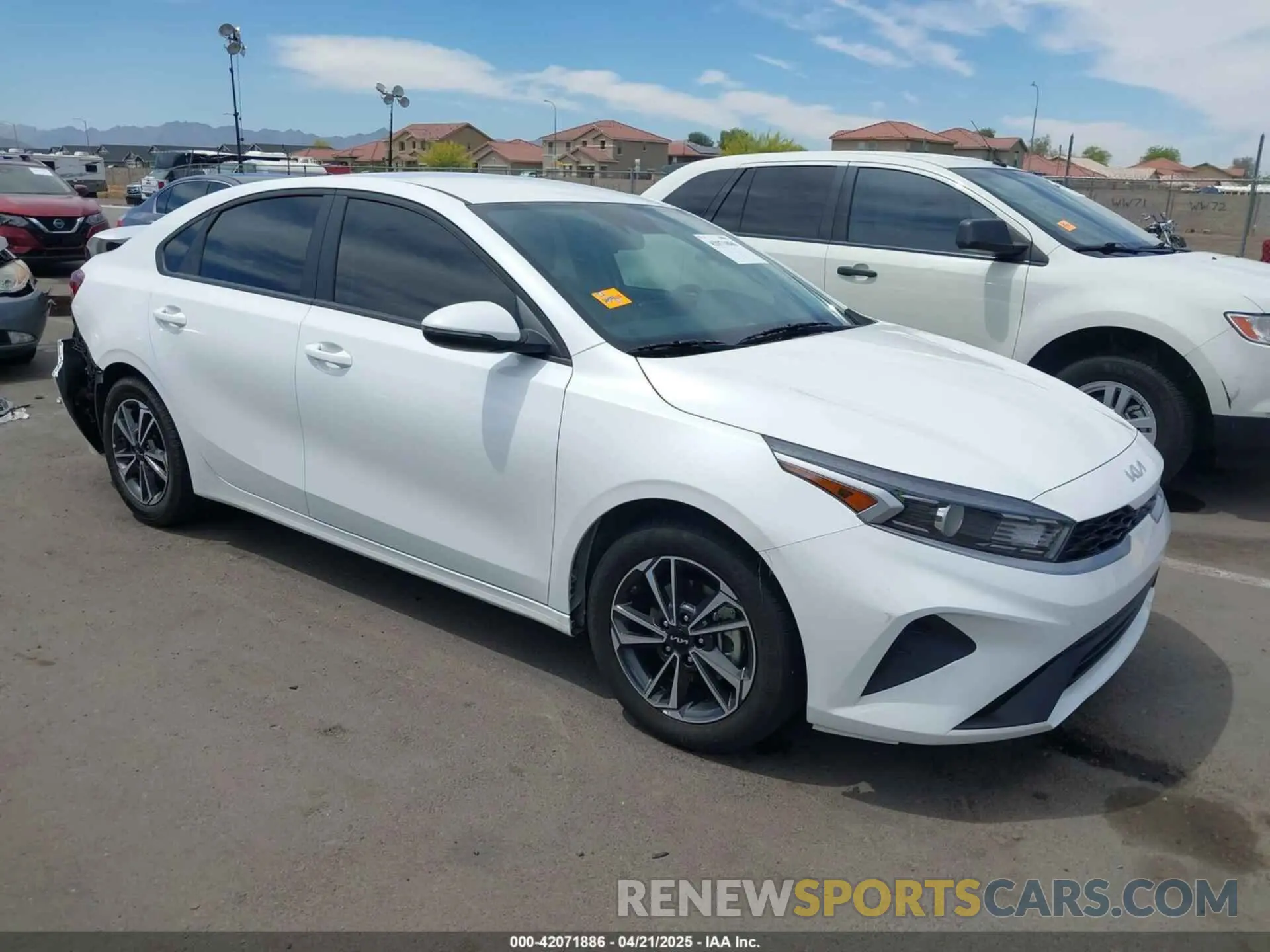 1 Photograph of a damaged car 3KPF24AD3RE820669 KIA FORTE 2024