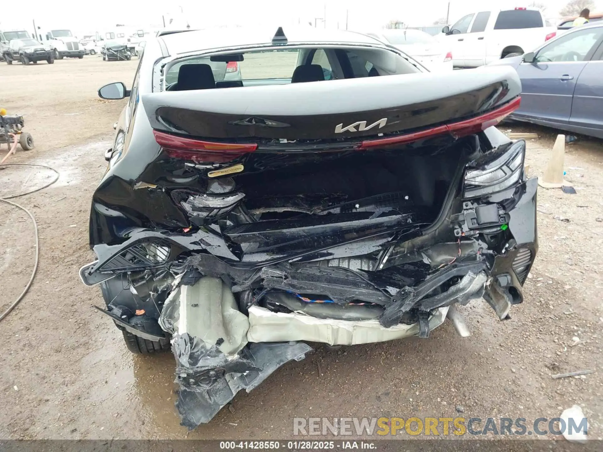 6 Photograph of a damaged car 3KPF24AD3RE841179 KIA FORTE 2024