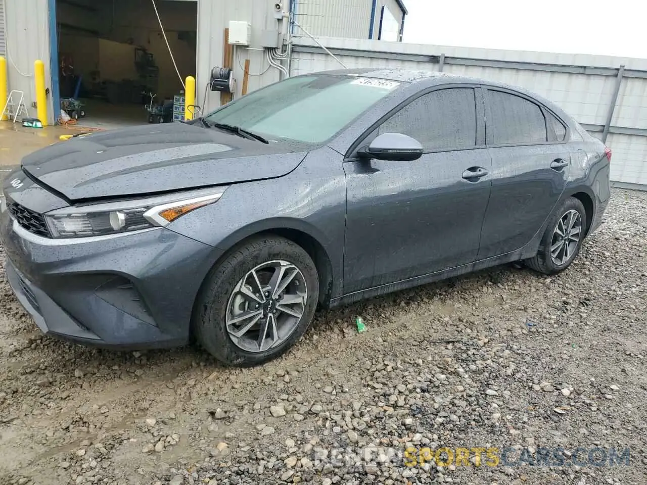 1 Photograph of a damaged car 3KPF24AD4RE704929 KIA FORTE 2024