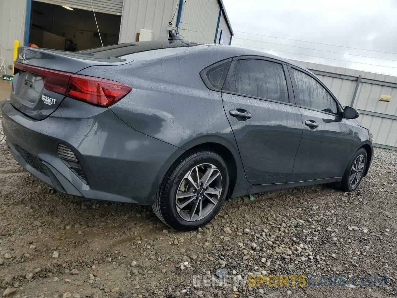 3 Photograph of a damaged car 3KPF24AD4RE704929 KIA FORTE 2024