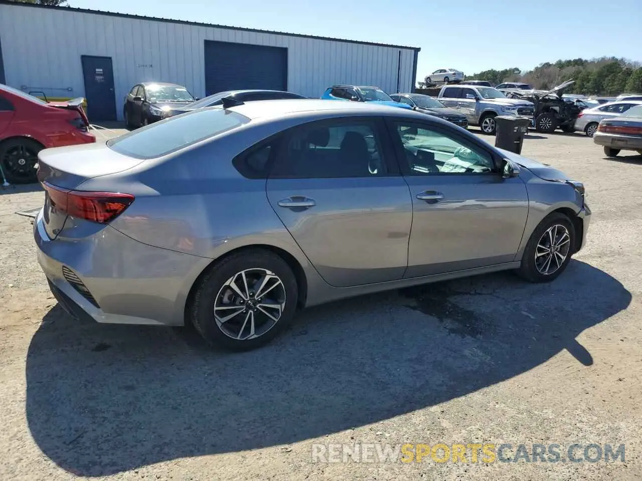 3 Photograph of a damaged car 3KPF24AD4RE730138 KIA FORTE 2024
