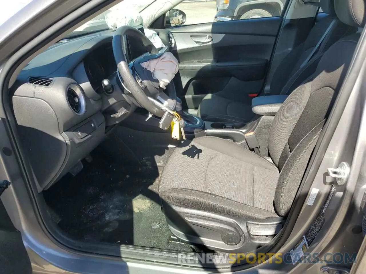 7 Photograph of a damaged car 3KPF24AD4RE730138 KIA FORTE 2024