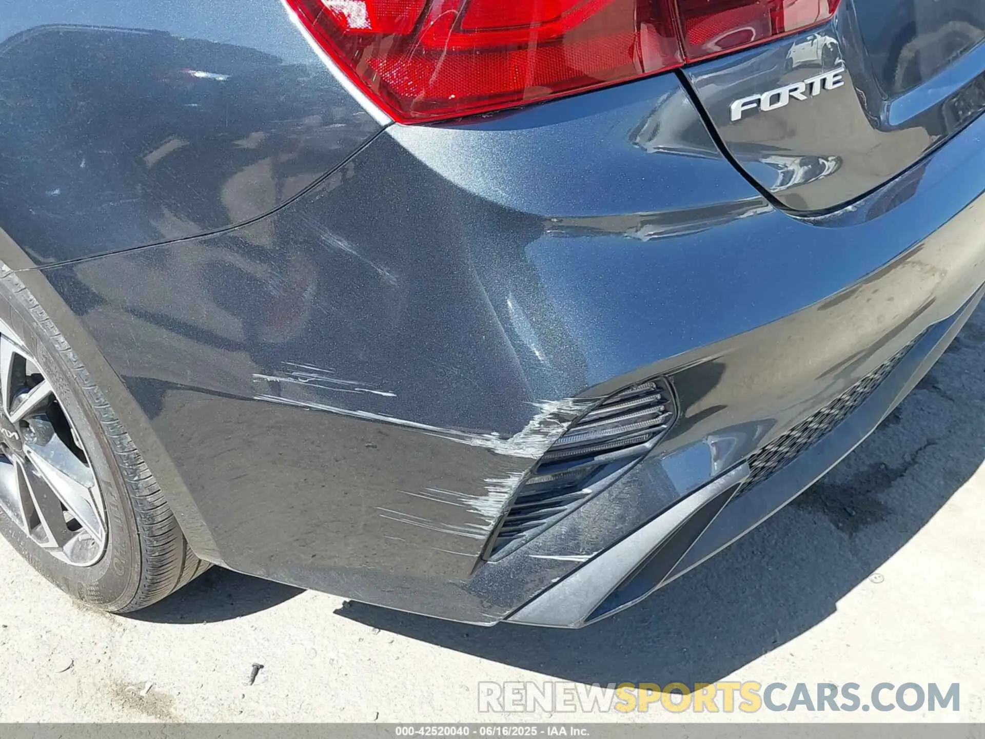 6 Photograph of a damaged car 3KPF24AD4RE730477 KIA FORTE 2024