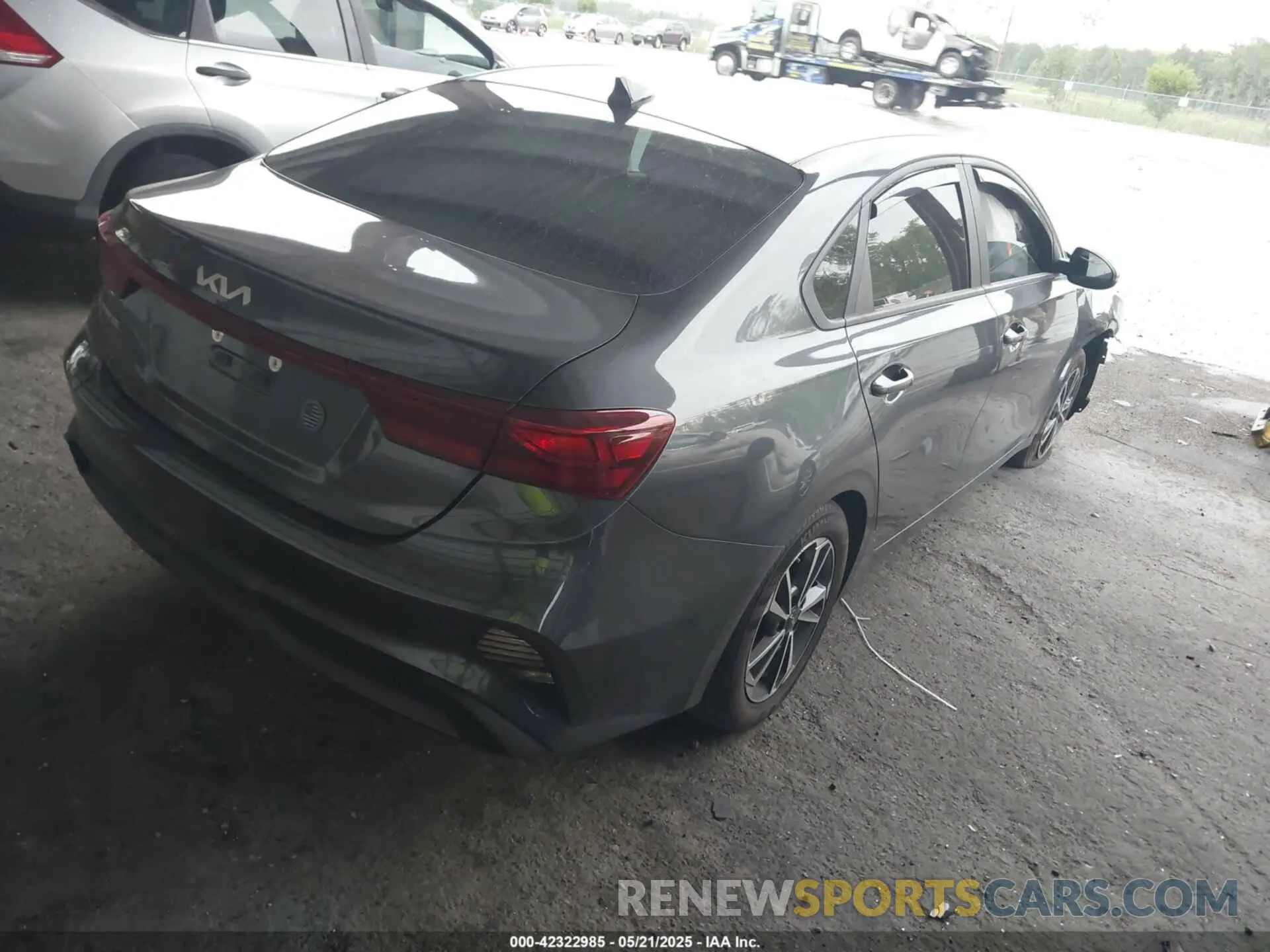 4 Photograph of a damaged car 3KPF24AD4RE733346 KIA FORTE 2024