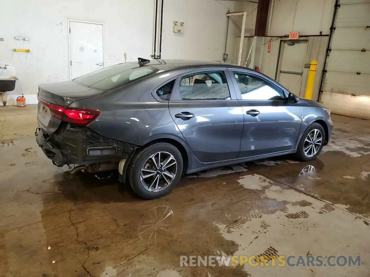 3 Photograph of a damaged car 3KPF24AD4RE740426 KIA FORTE 2024