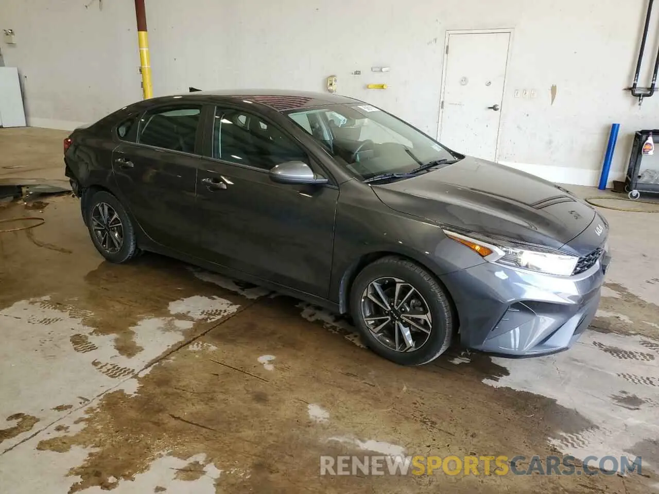 4 Photograph of a damaged car 3KPF24AD4RE740426 KIA FORTE 2024