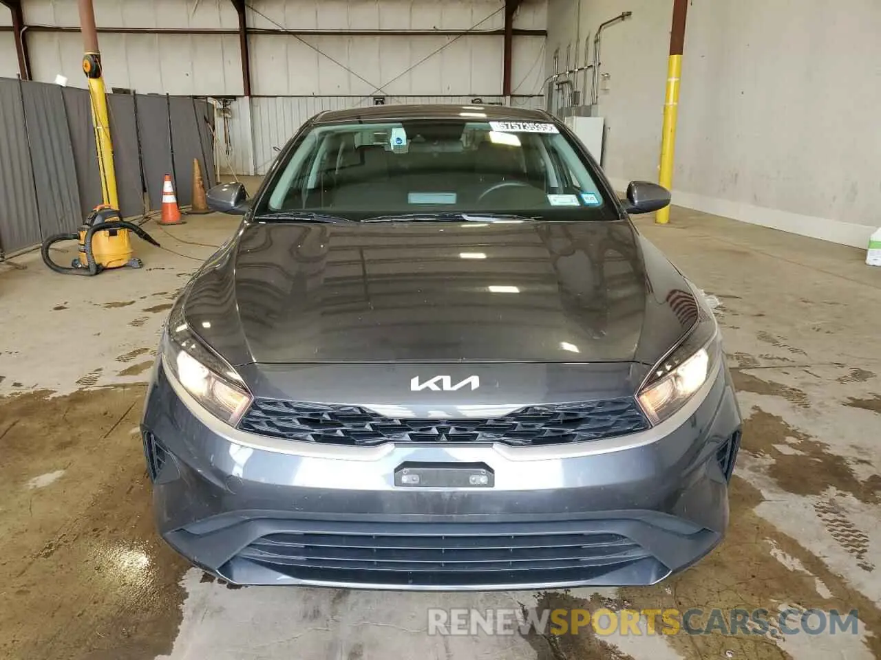 5 Photograph of a damaged car 3KPF24AD4RE740426 KIA FORTE 2024