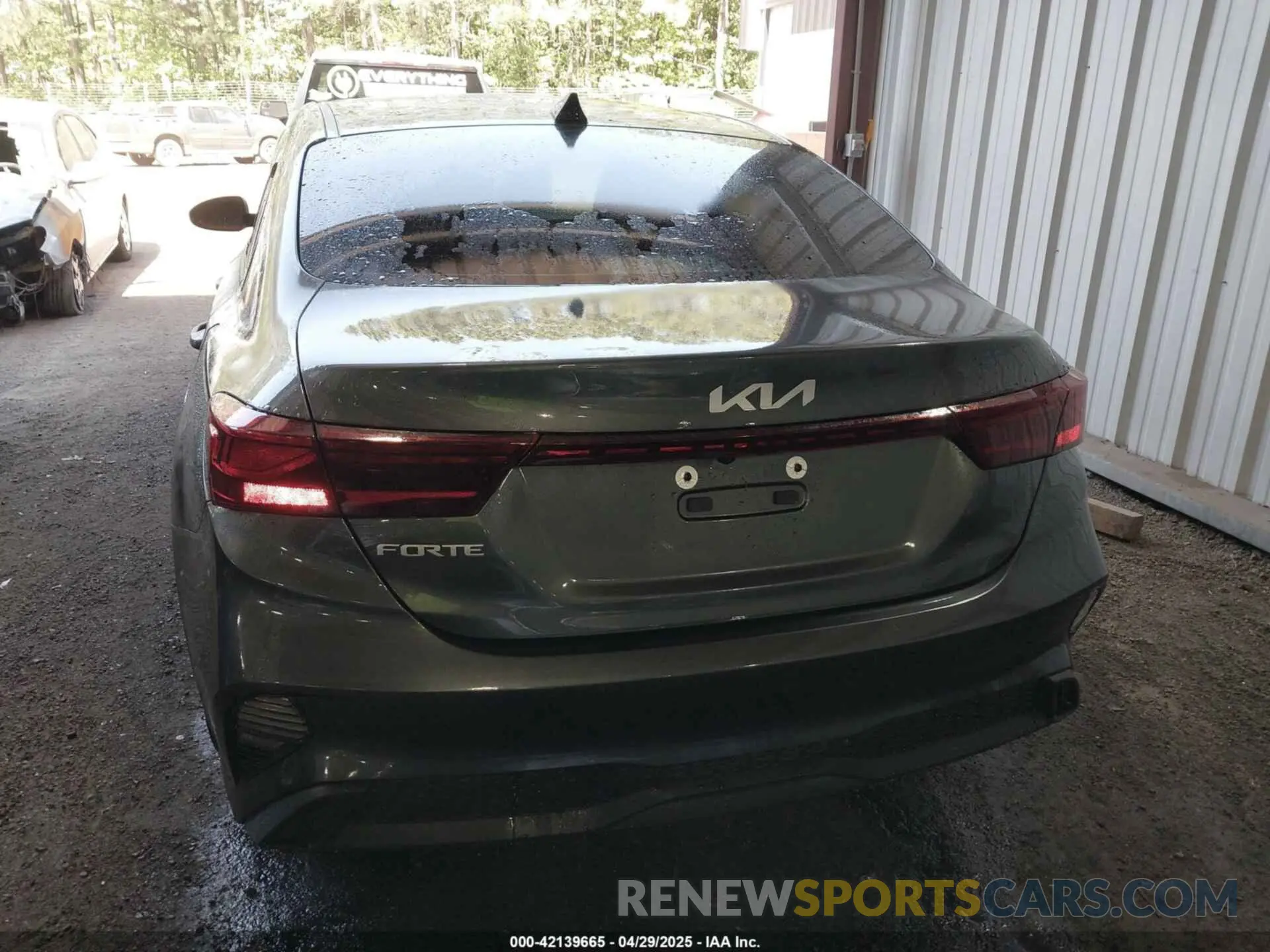 17 Photograph of a damaged car 3KPF24AD4RE743407 KIA FORTE 2024