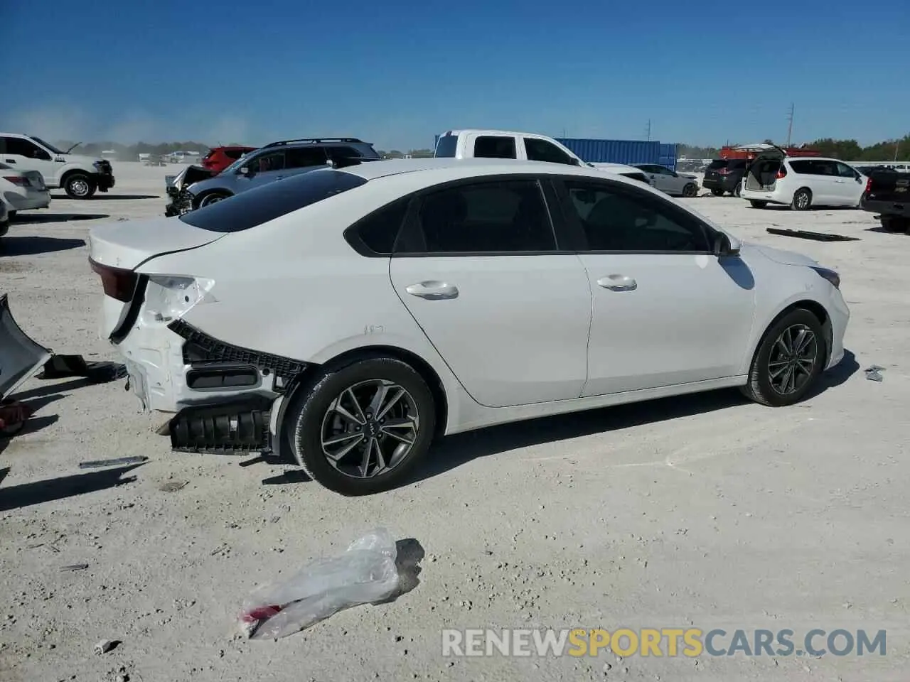 3 Photograph of a damaged car 3KPF24AD4RE744427 KIA FORTE 2024