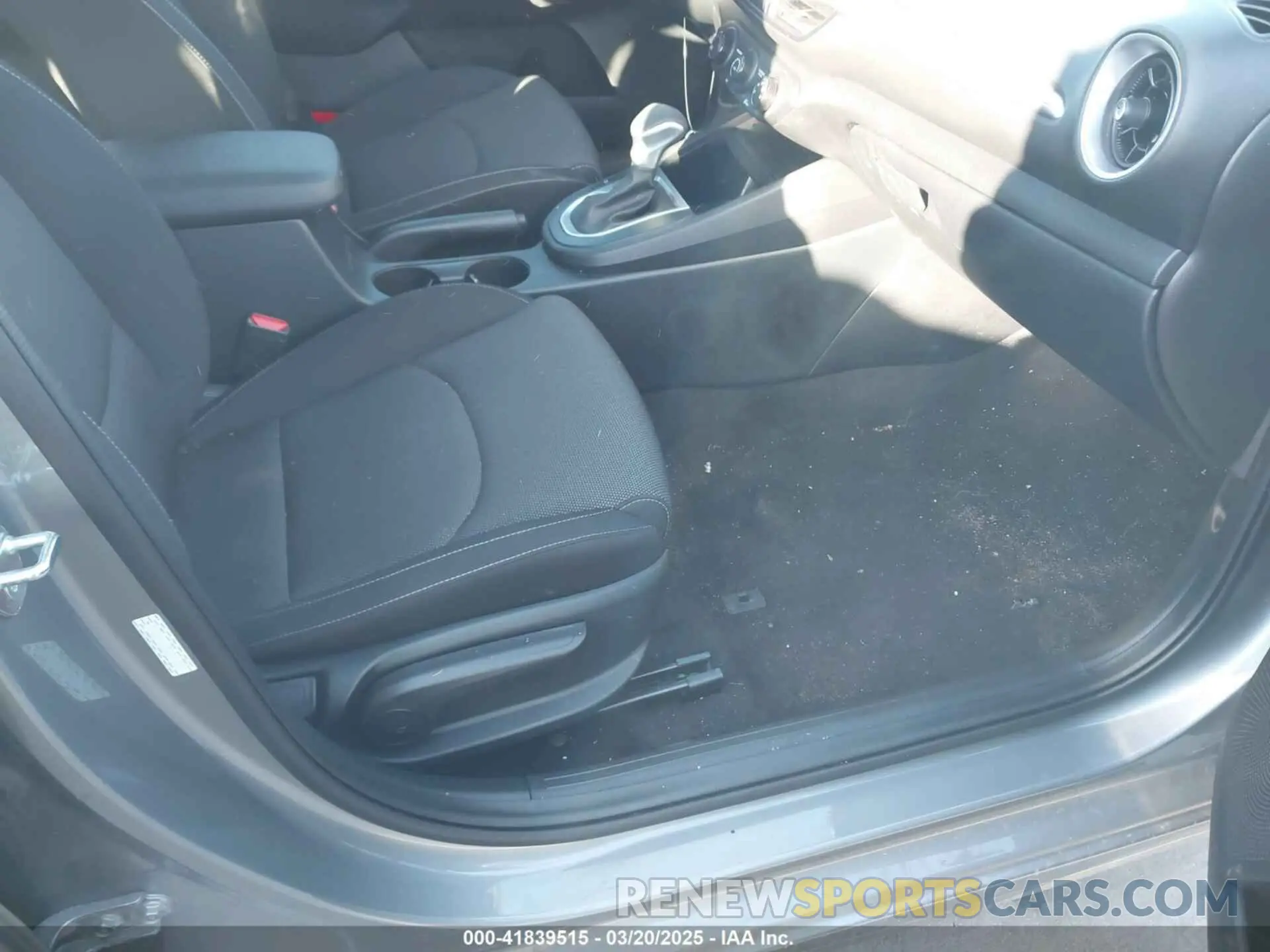 5 Photograph of a damaged car 3KPF24AD4RE752995 KIA FORTE 2024