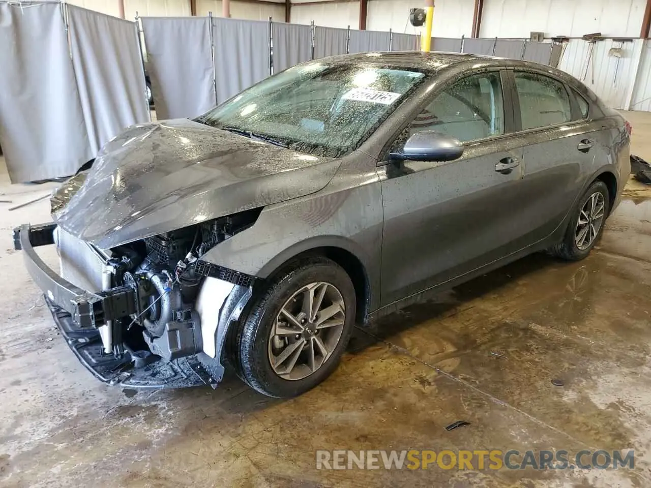 1 Photograph of a damaged car 3KPF24AD4RE768467 KIA FORTE 2024