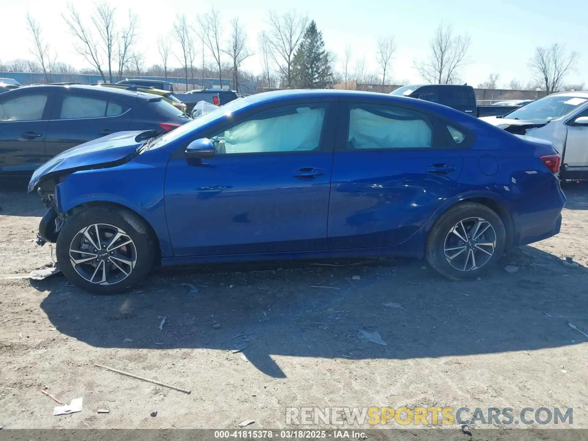 14 Photograph of a damaged car 3KPF24AD4RE769604 KIA FORTE 2024