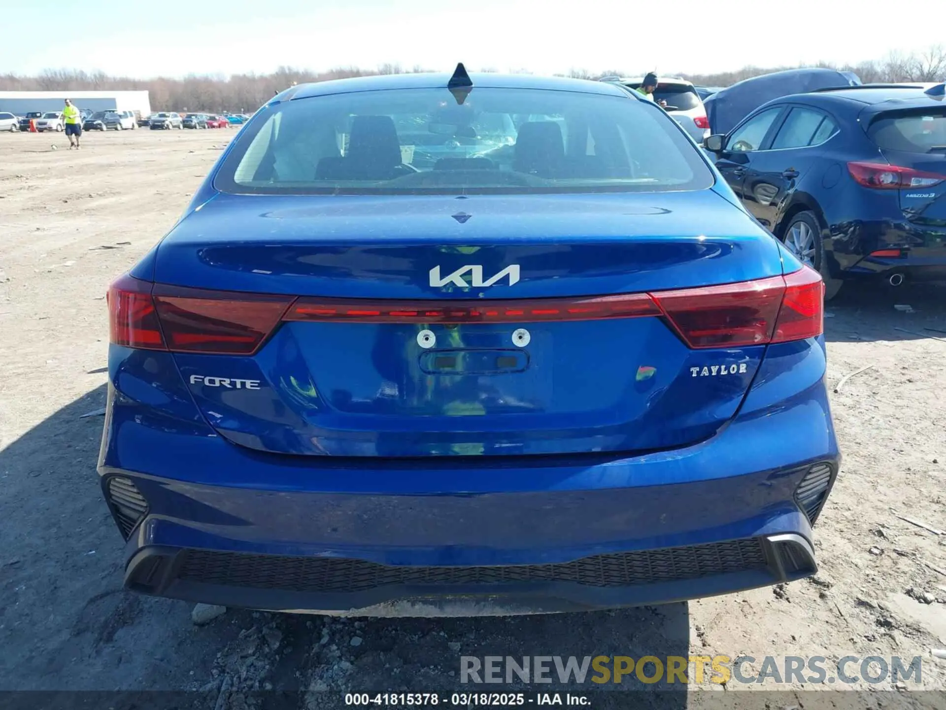 16 Photograph of a damaged car 3KPF24AD4RE769604 KIA FORTE 2024