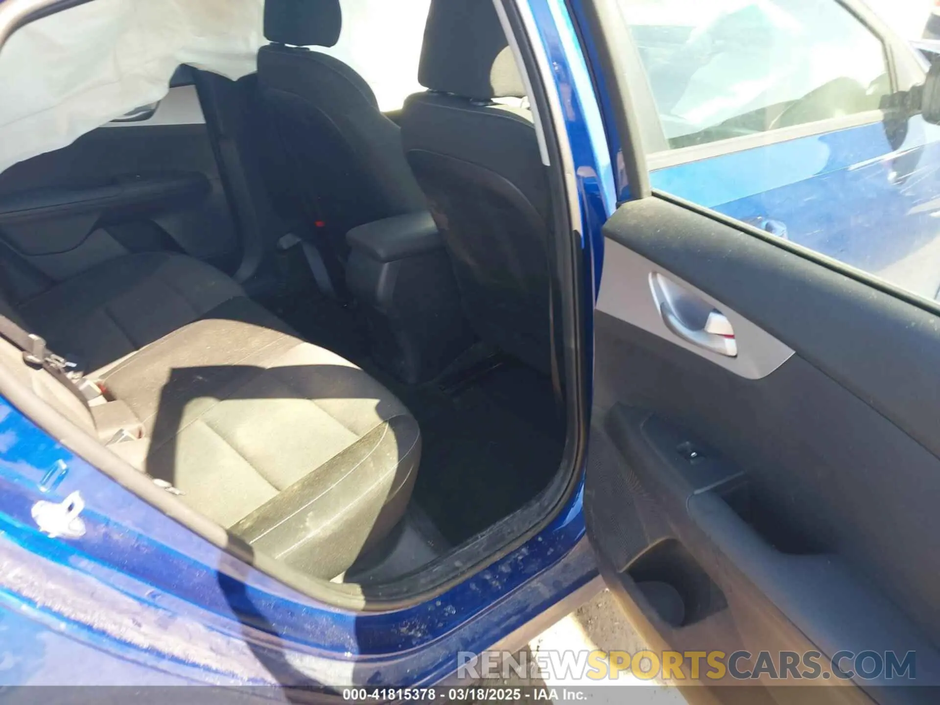 8 Photograph of a damaged car 3KPF24AD4RE769604 KIA FORTE 2024