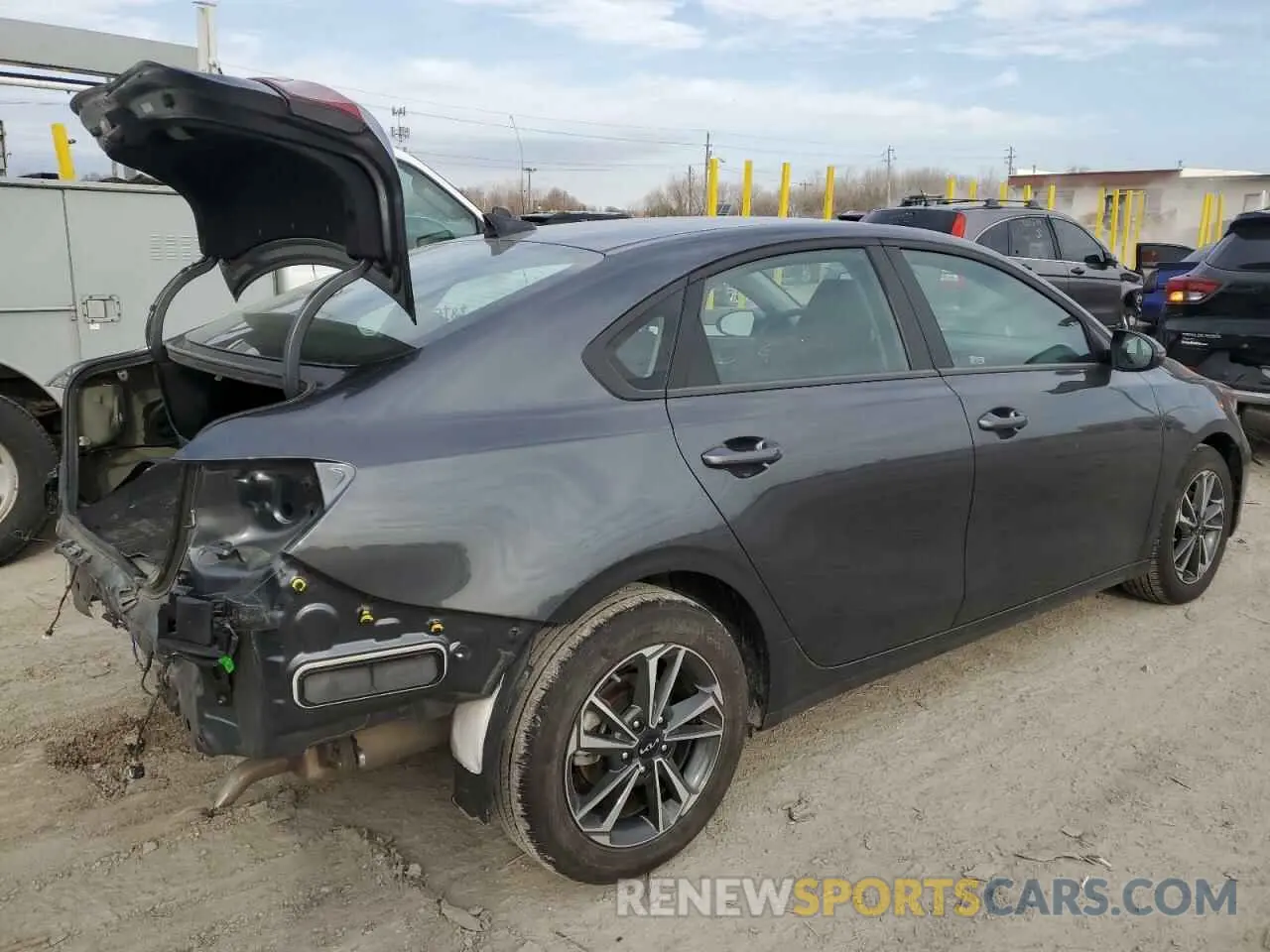 3 Photograph of a damaged car 3KPF24AD4RE779405 KIA FORTE 2024