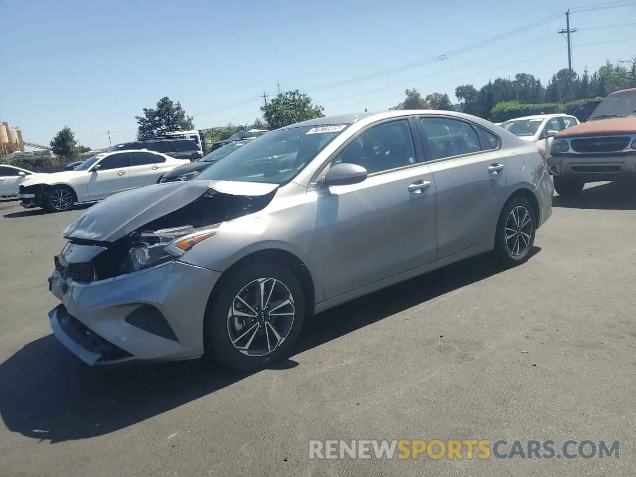 1 Photograph of a damaged car 3KPF24AD4RE781154 KIA FORTE 2024