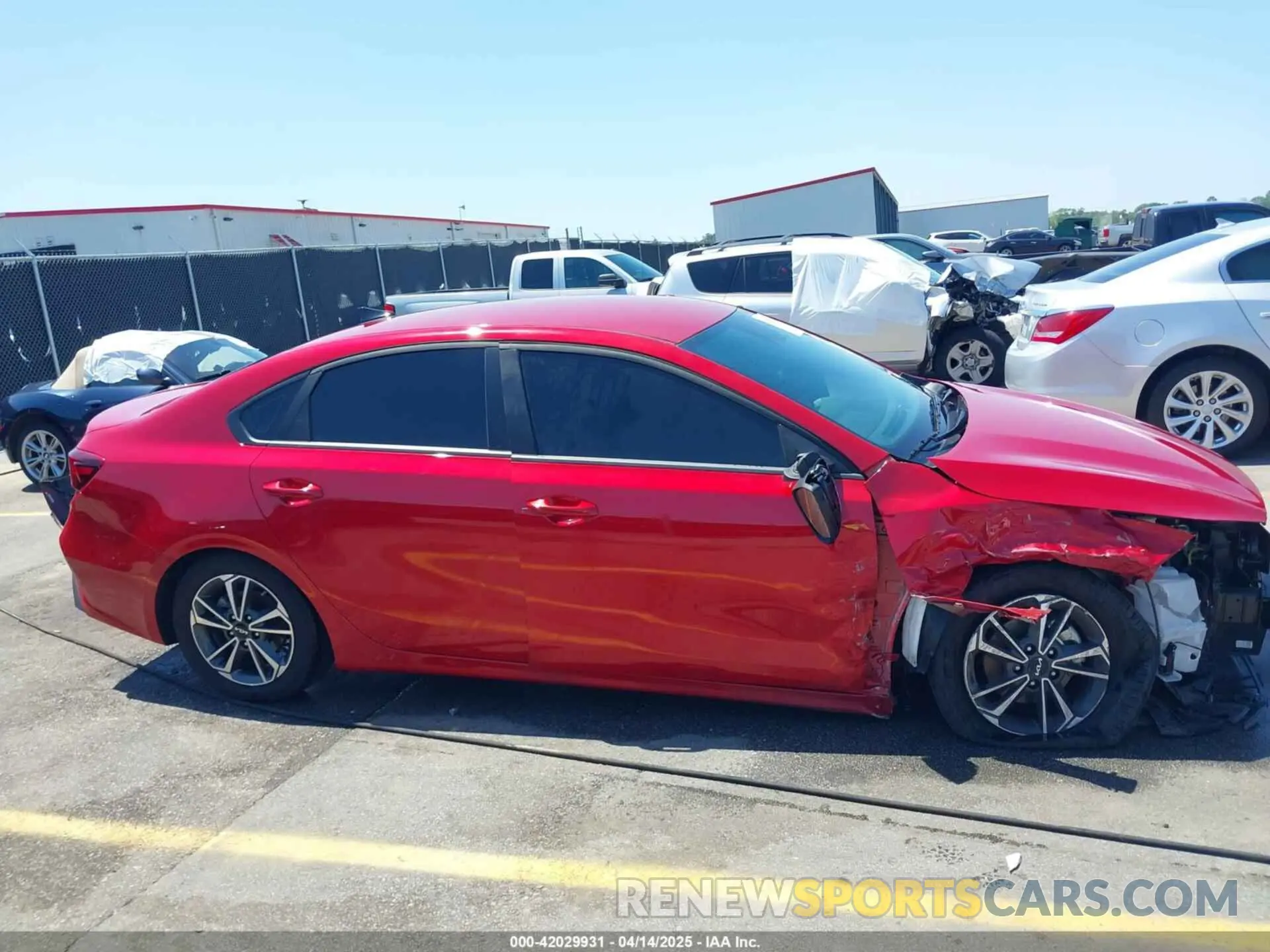 14 Photograph of a damaged car 3KPF24AD4RE783597 KIA FORTE 2024