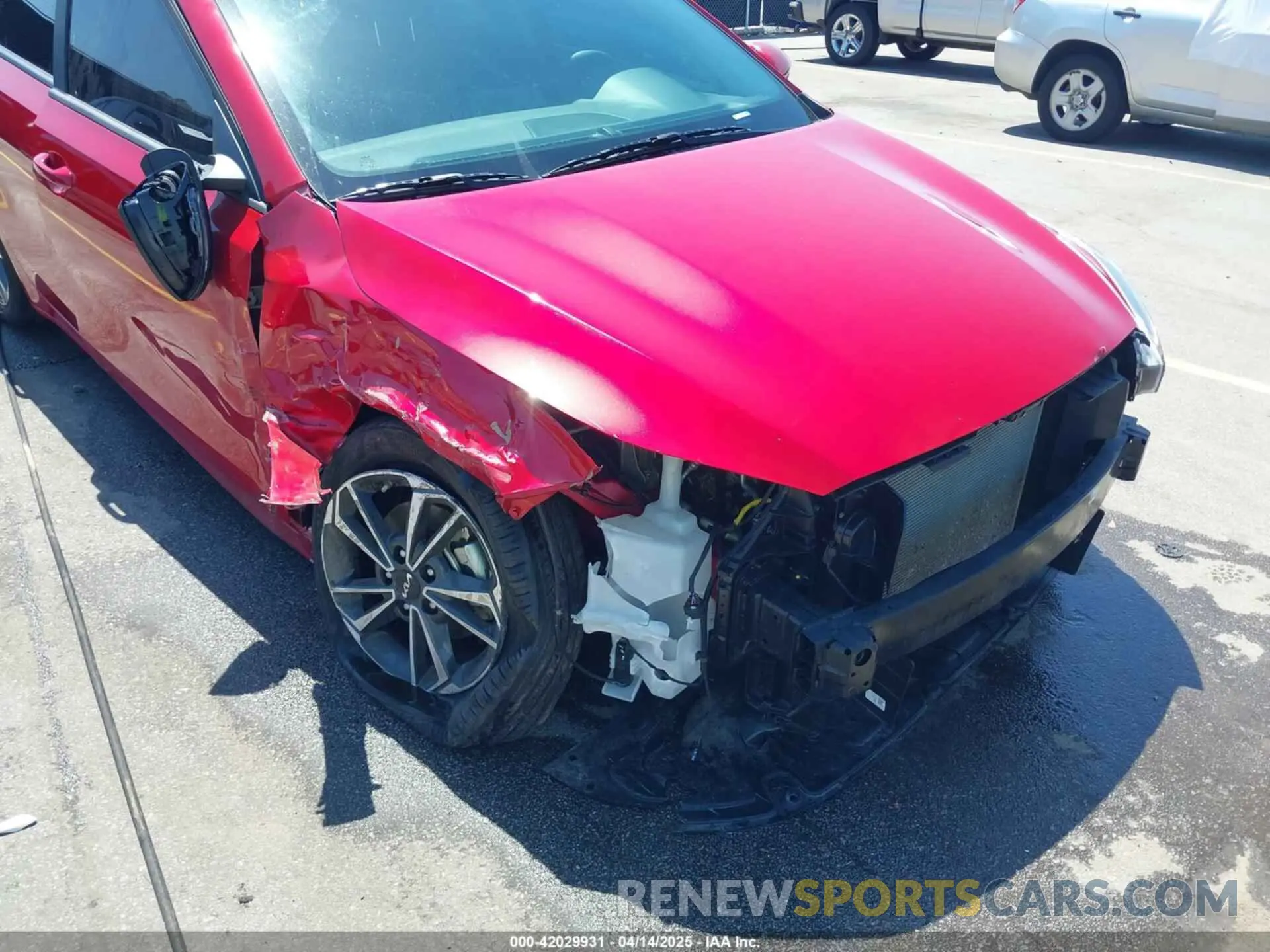 6 Photograph of a damaged car 3KPF24AD4RE783597 KIA FORTE 2024