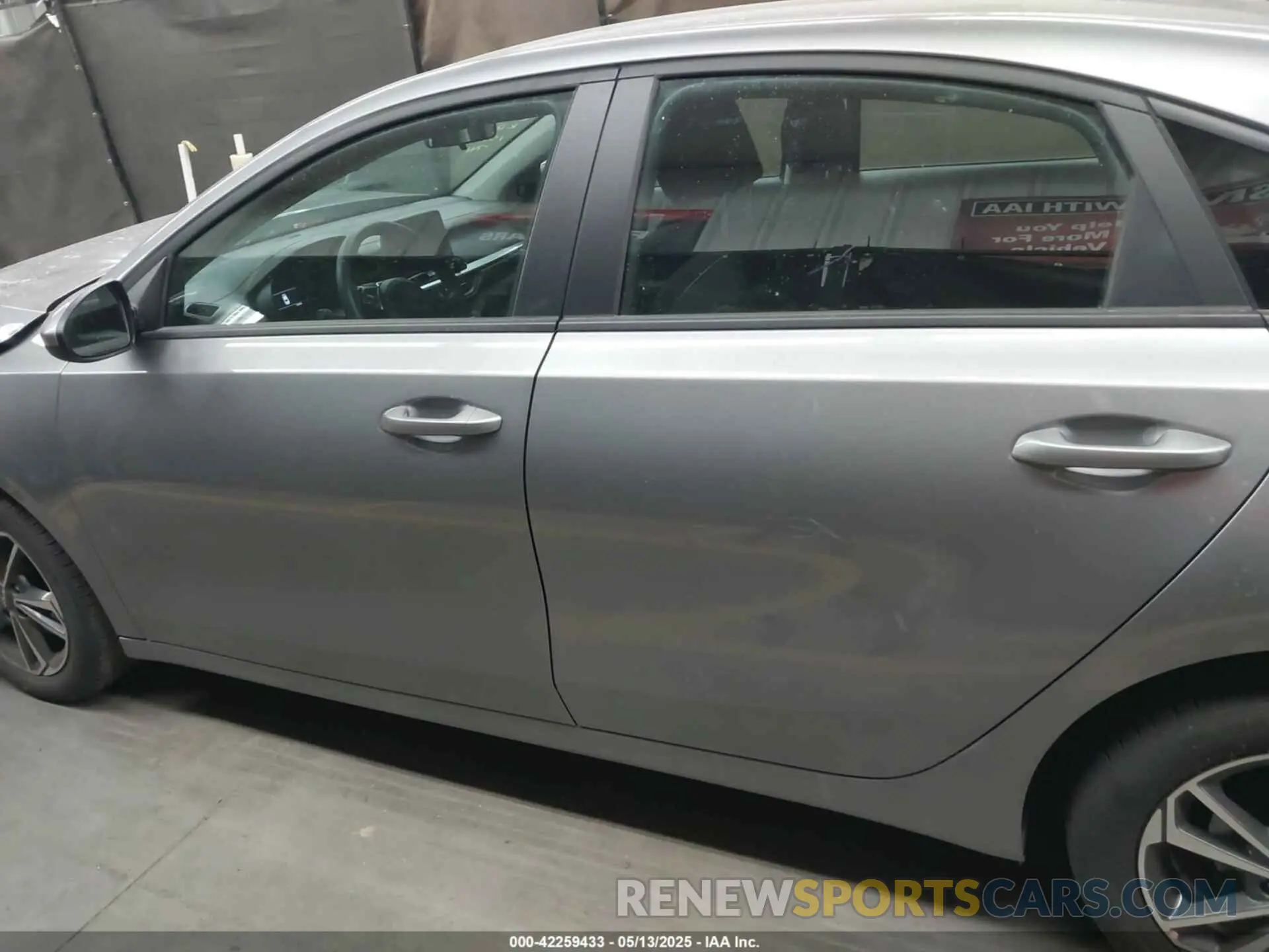14 Photograph of a damaged car 3KPF24AD4RE794857 KIA FORTE 2024