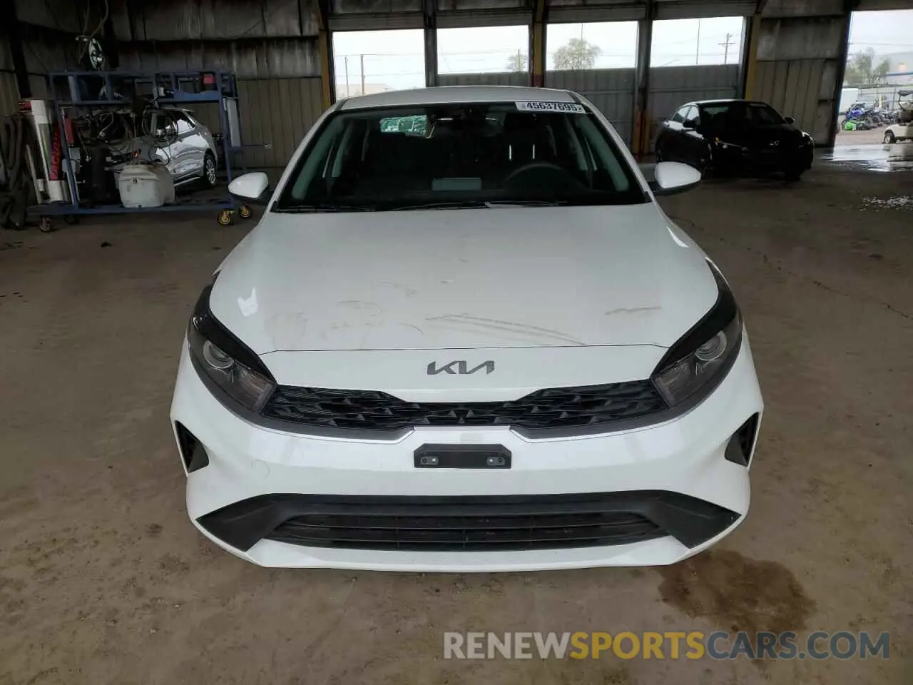 5 Photograph of a damaged car 3KPF24AD4RE810538 KIA FORTE 2024