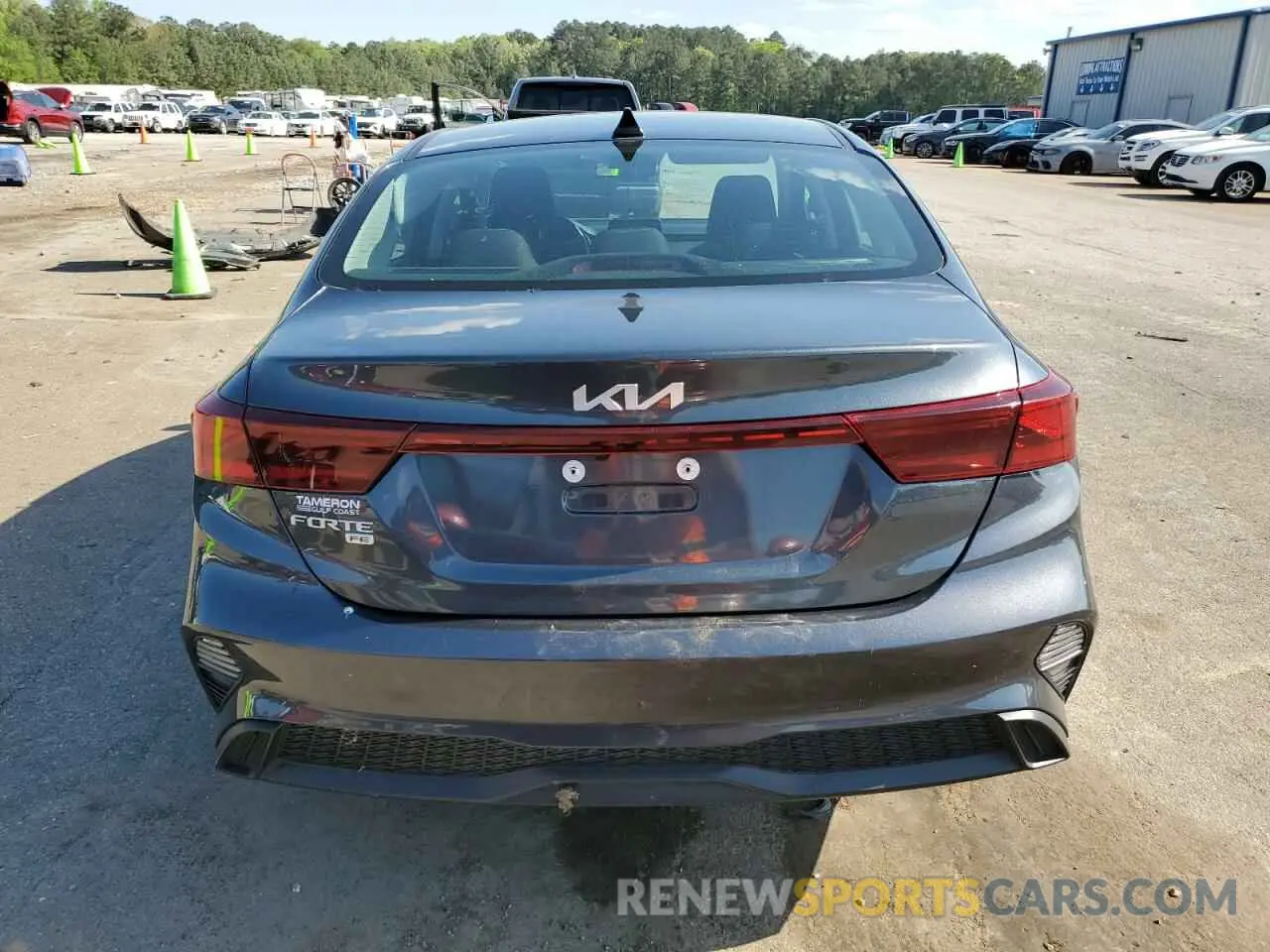 6 Photograph of a damaged car 3KPF24AD4RE818395 KIA FORTE 2024