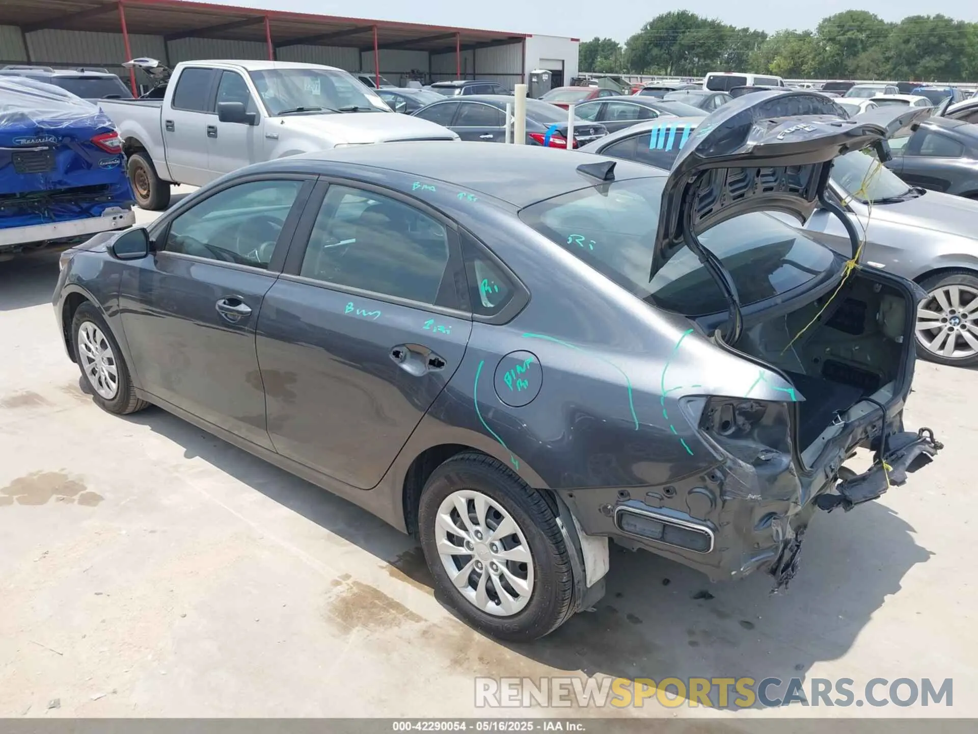 3 Photograph of a damaged car 3KPF24AD4RE823192 KIA FORTE 2024
