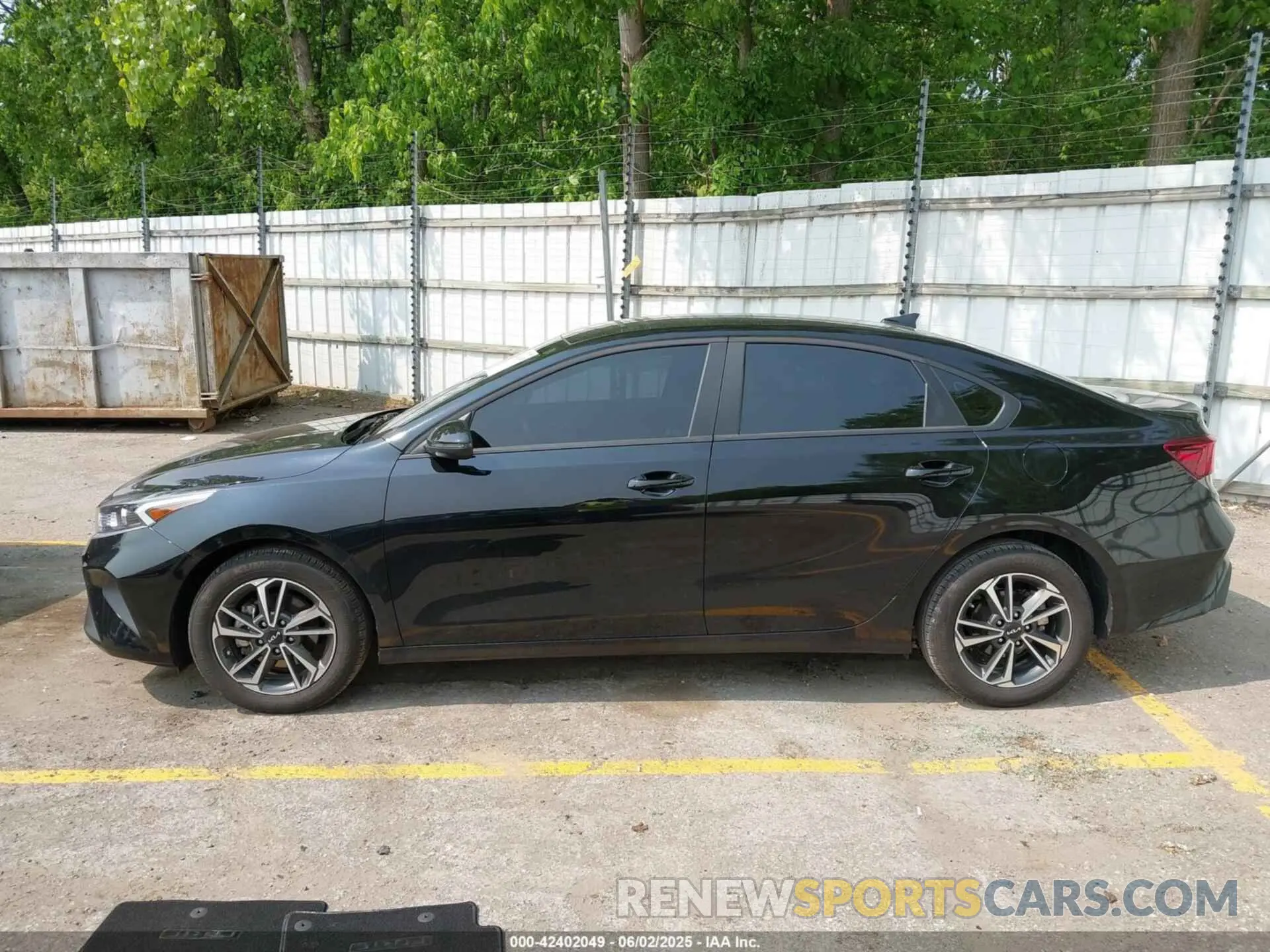 14 Photograph of a damaged car 3KPF24AD4RE823371 KIA FORTE 2024