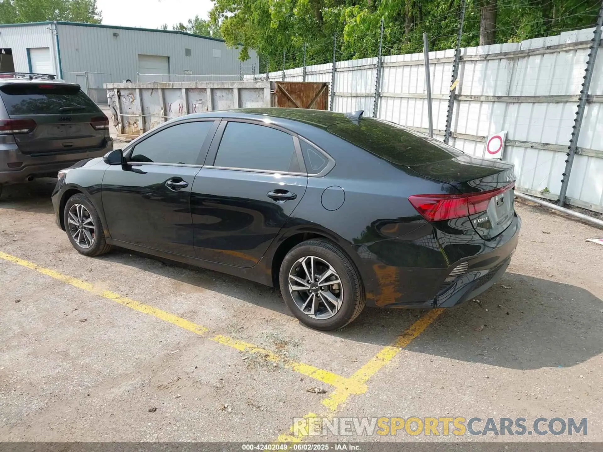 3 Photograph of a damaged car 3KPF24AD4RE823371 KIA FORTE 2024