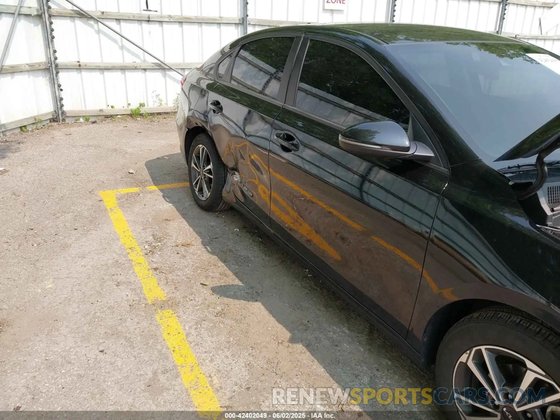 6 Photograph of a damaged car 3KPF24AD4RE823371 KIA FORTE 2024