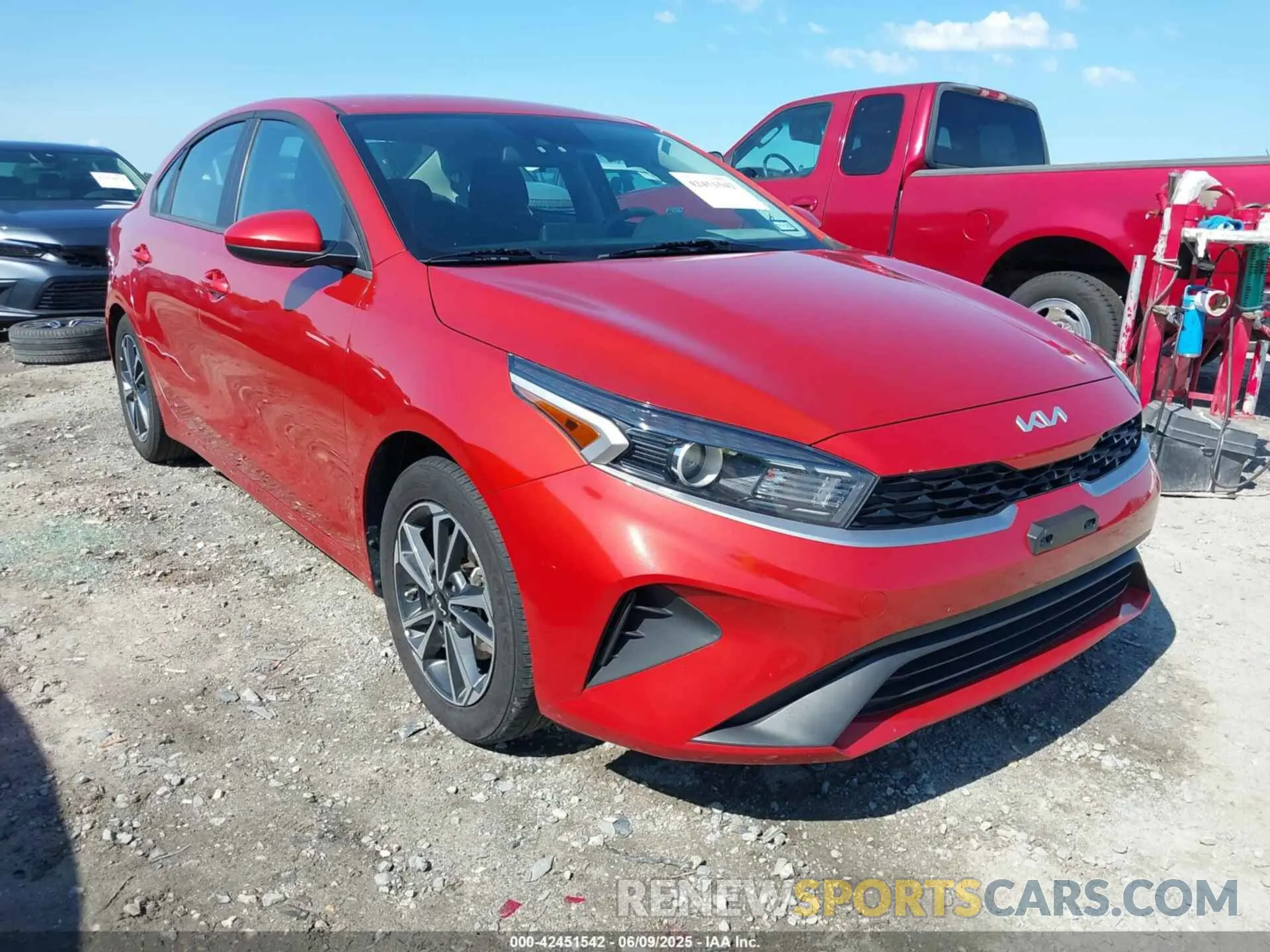 1 Photograph of a damaged car 3KPF24AD5RE726437 KIA FORTE 2024