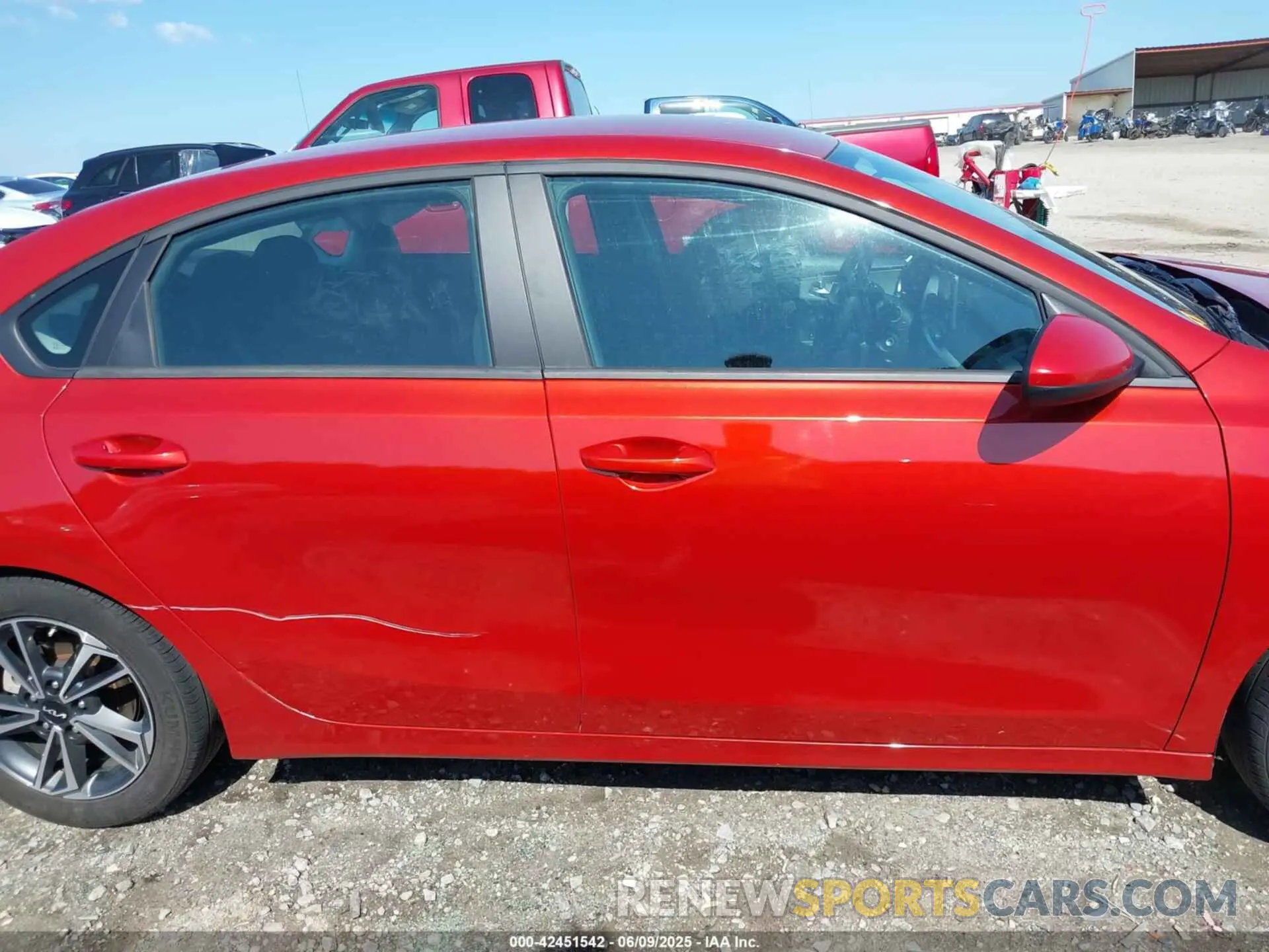 13 Photograph of a damaged car 3KPF24AD5RE726437 KIA FORTE 2024