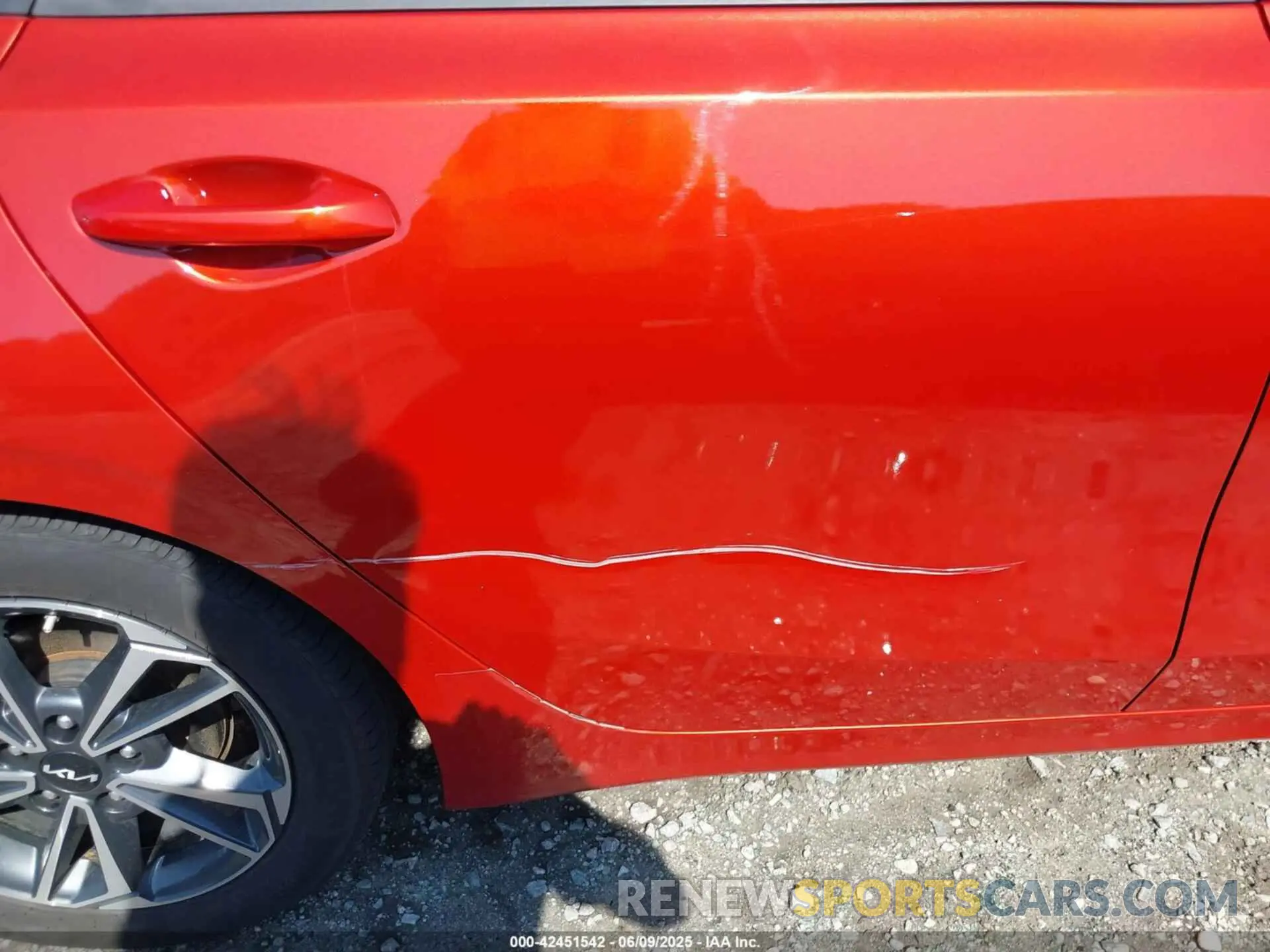 17 Photograph of a damaged car 3KPF24AD5RE726437 KIA FORTE 2024